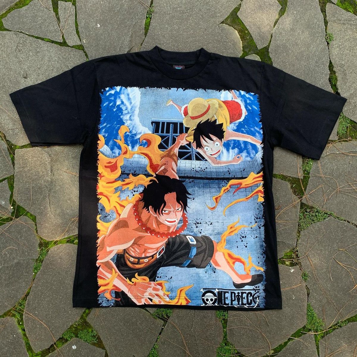 Japanese Brand × Vintage One Piece Luffy Saves Ace Bootlegtees Size US XL / EU 56 / 4 - 1 Thumbnail