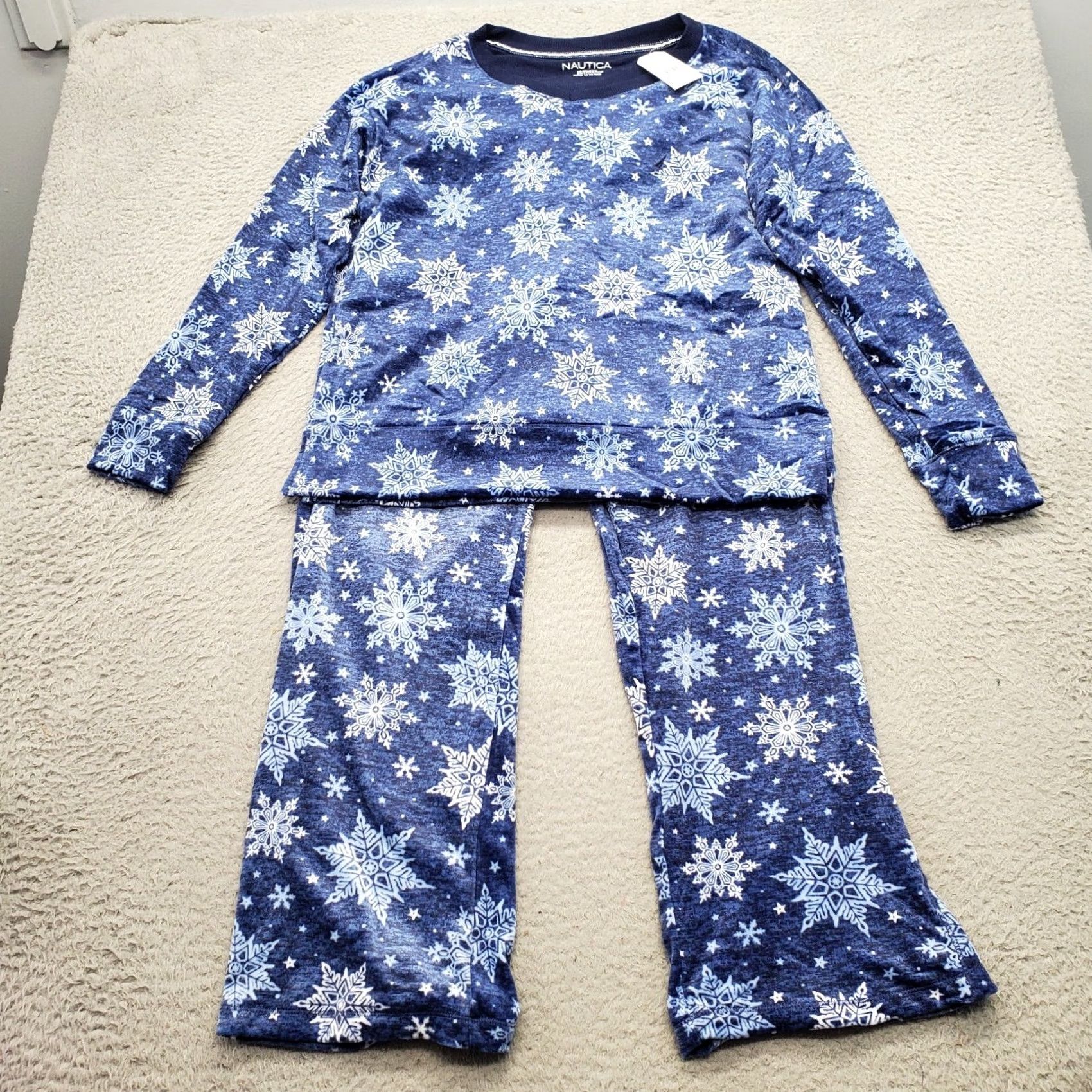 Nautica Nautica Pajama Set Womens XS Multicolor Snowflake Fleece Cozy Warm Sleepwear 2 Piece Regular XS Womens Size ONE SIZE - 2 Thumbnail