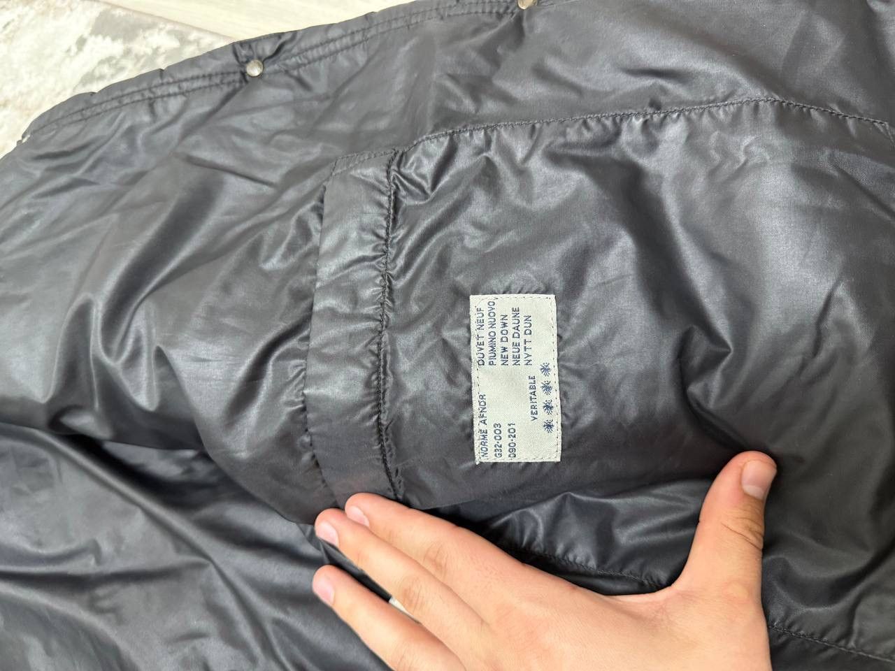 Moncler Vintage Moncler Grenoble Down Quilted Puffer Jacket Size M / US 6-8 / IT 42-44 - 11 Thumbnail
