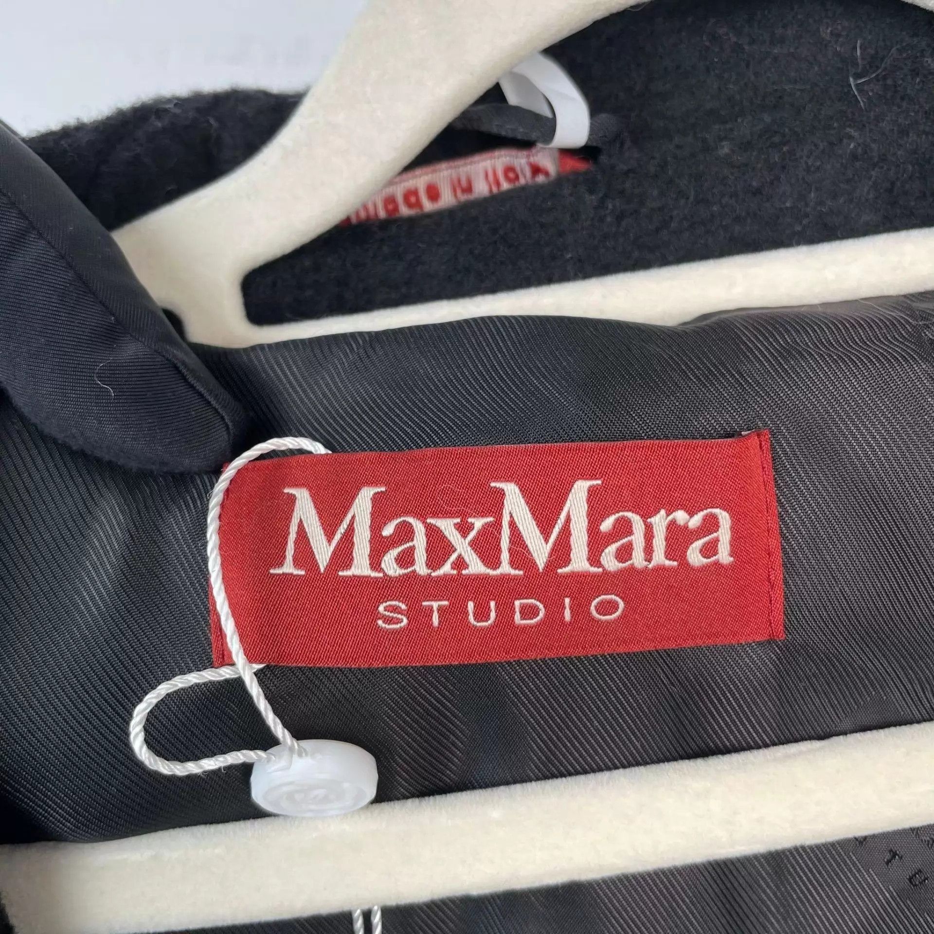 Weekend Max Mara Weekend Max Mara 99 New Wool Black Coat Size 150 US0 Size XS / US 0-2 / IT 36-38 - 4 Thumbnail