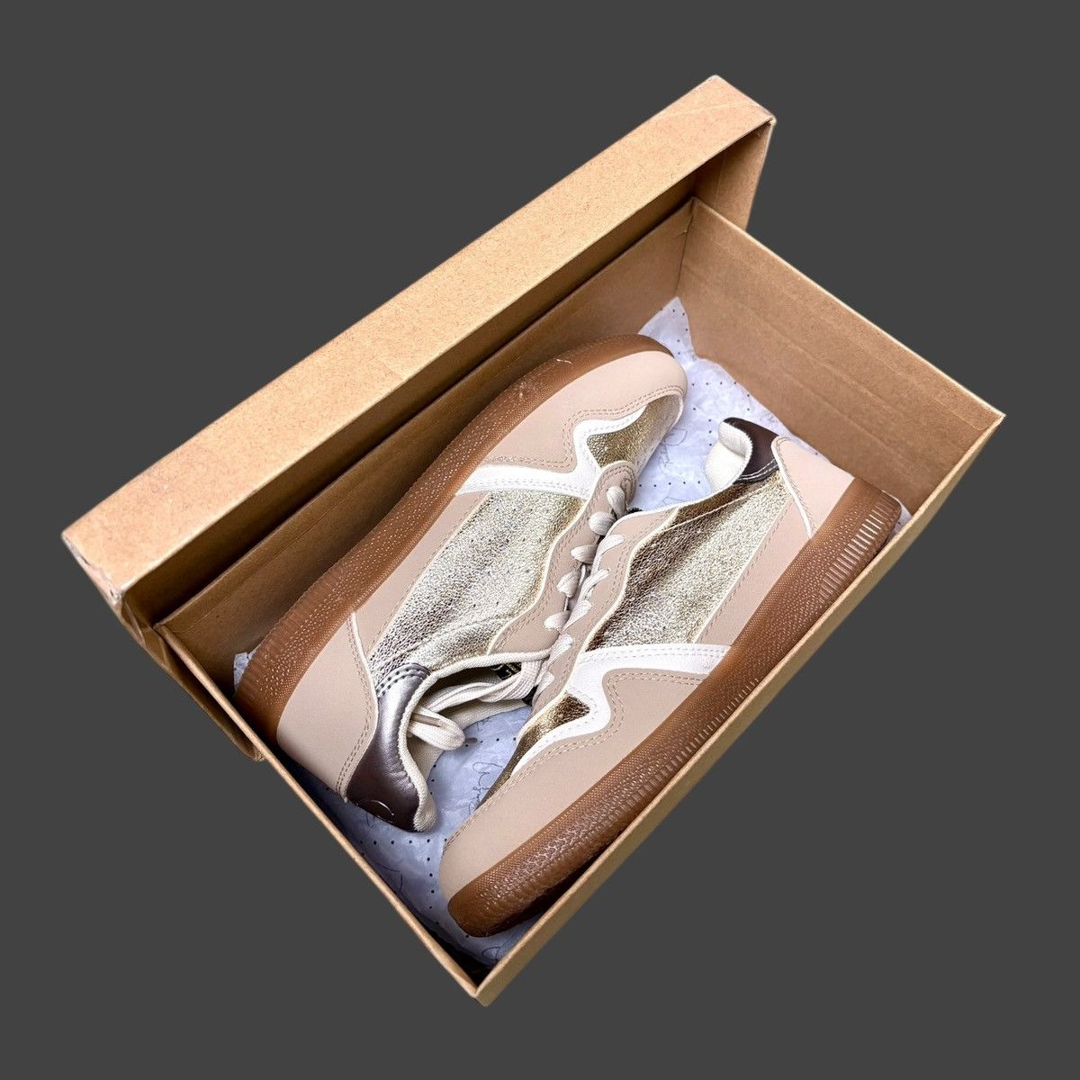 Other Rachel Roy Lacey Women’s Gold Beige White Sneakers Sz 7 Size US 7 / IT 37 - 3 Thumbnail