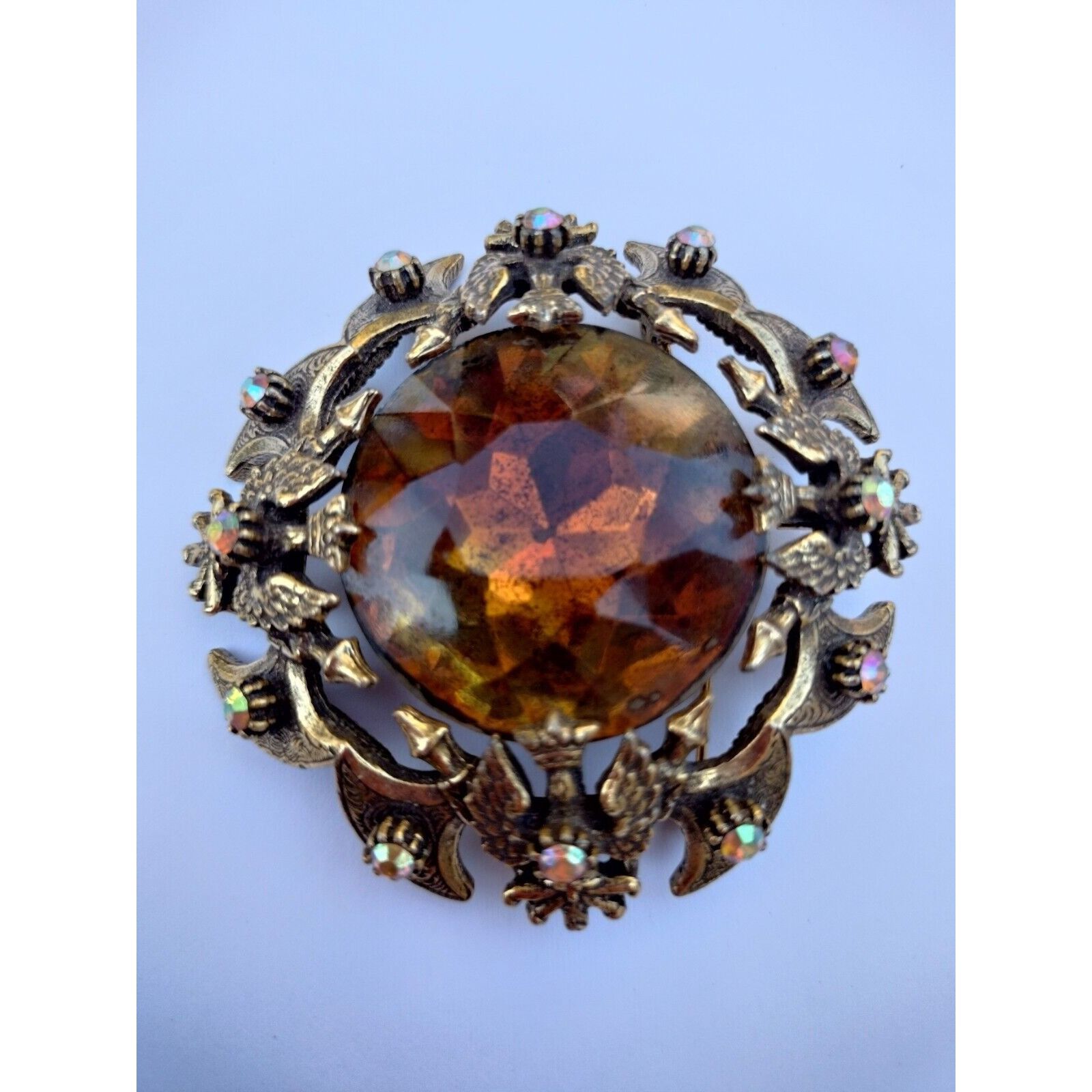 Vintage Florenza Brooch Cognac Faceted Glass AB Stones Coat Arms Pen Size ONE SIZE - 10 Thumbnail