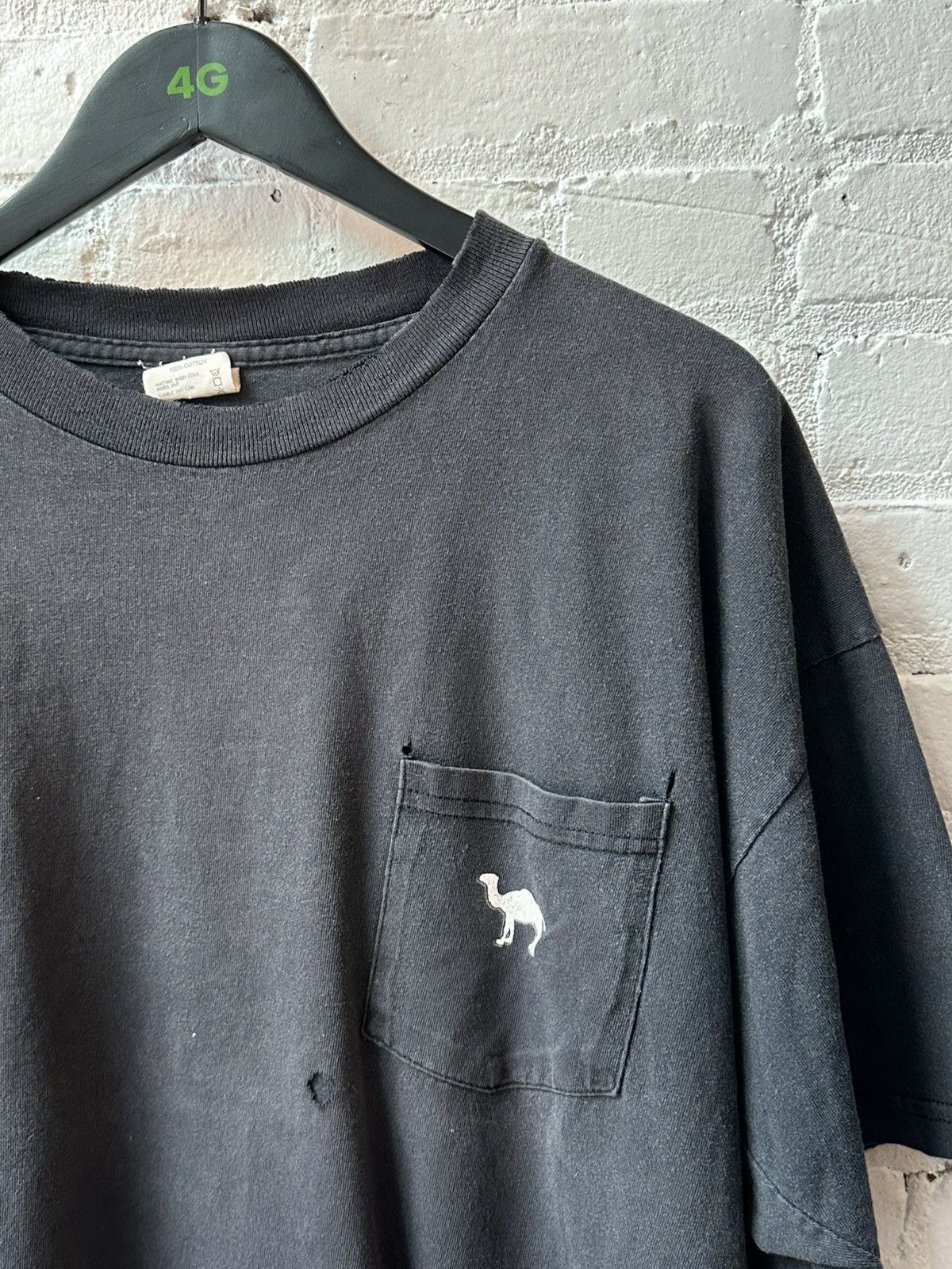 Vintage VINTAGE CAMEL VIEWER DISCRETION THRASHED T Size US XL / EU 56 / 4 - 3 Thumbnail