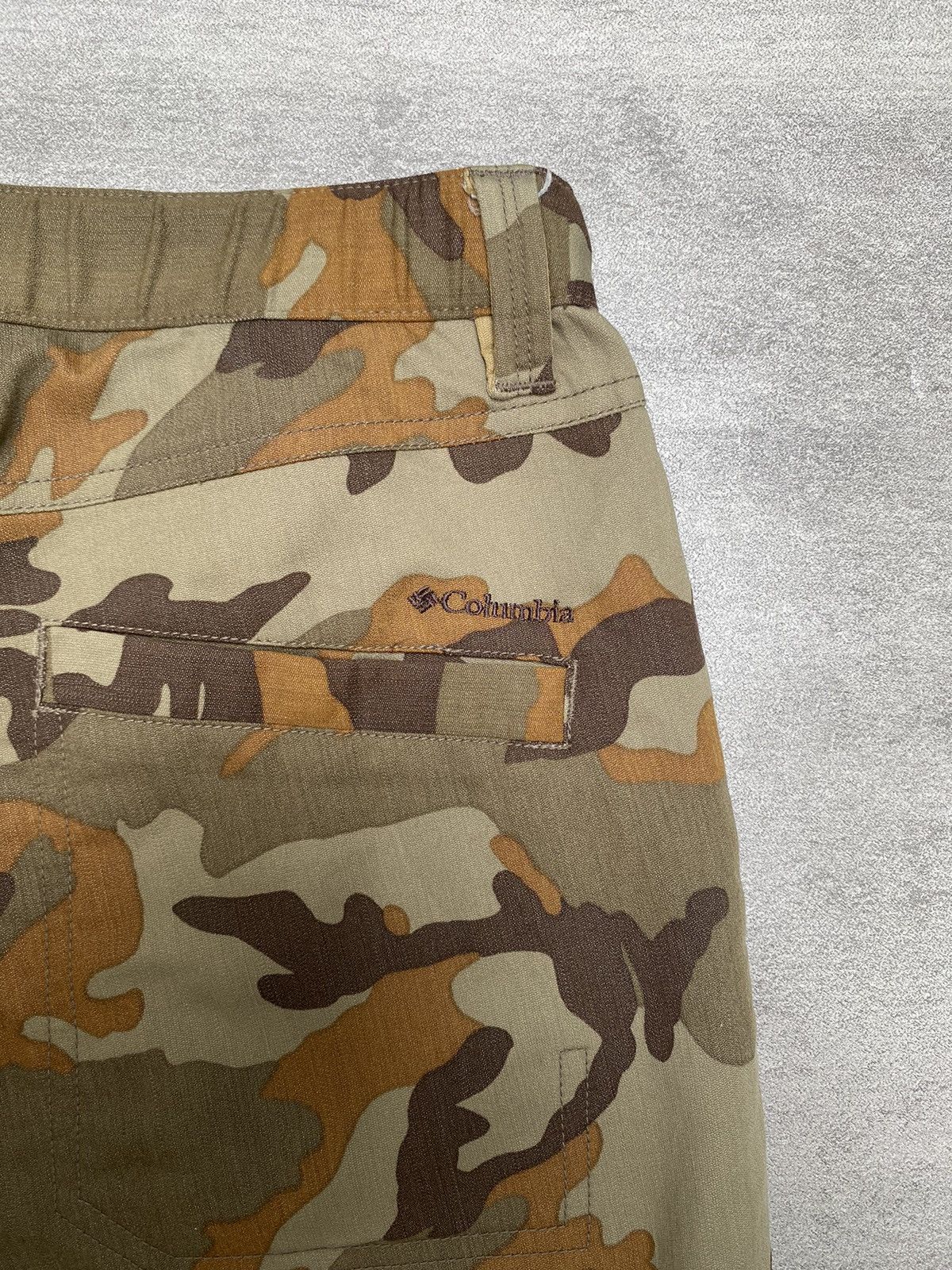 Columbia Columbia Titanium Camo Nylon Jorts Size US 30 / EU 46 - 5 Thumbnail