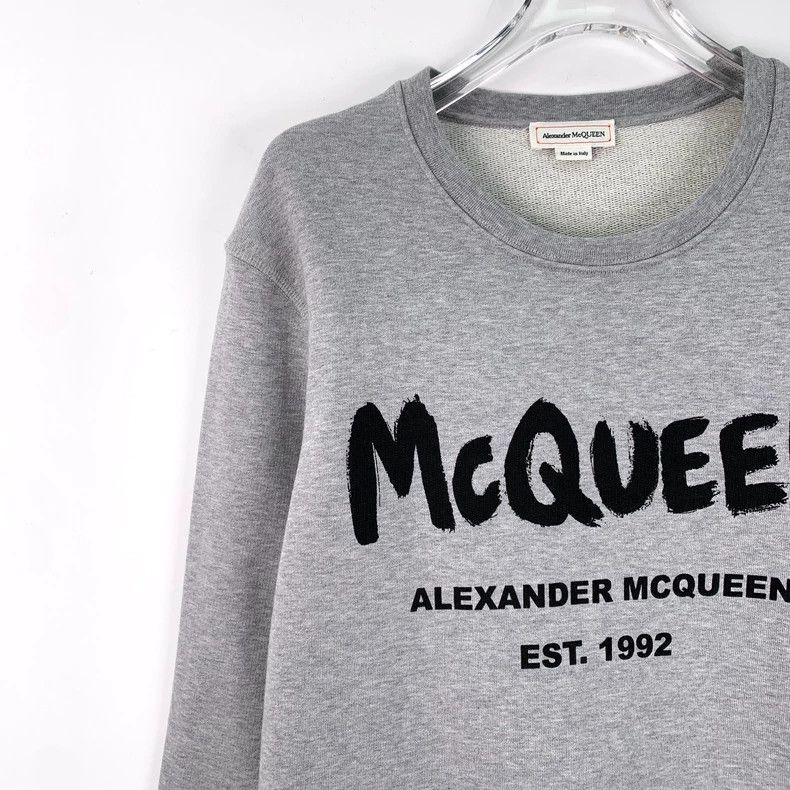 Alexander McQueen Alexander Mcqueen Gray logo letter print cotton round-neck Size US S / EU 44-46 / 1 - 3 Thumbnail