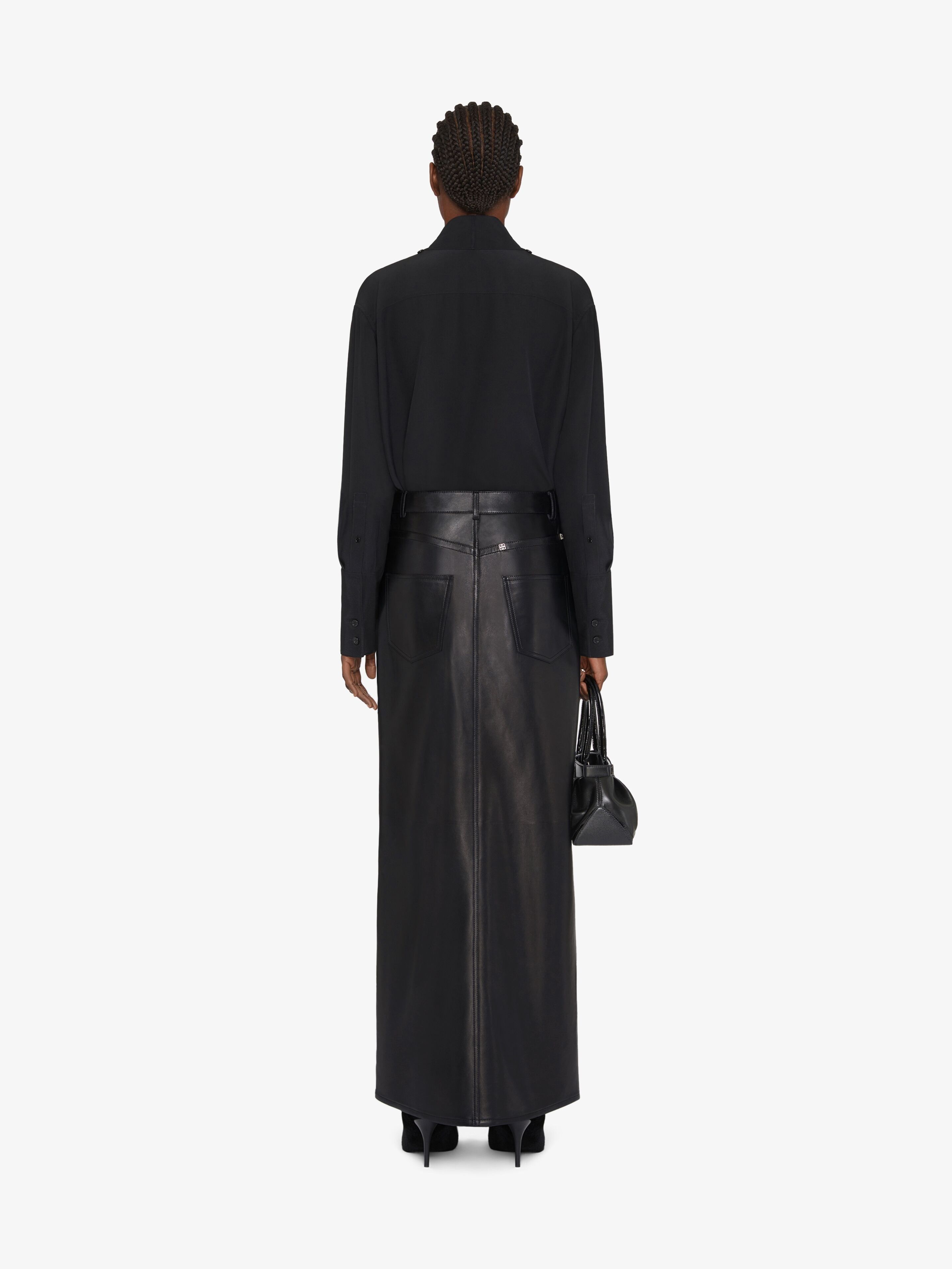 Givenchy o1srvl11e0725 V Lavaliere in Black Size S / US 4 / IT 40 - 5 Thumbnail