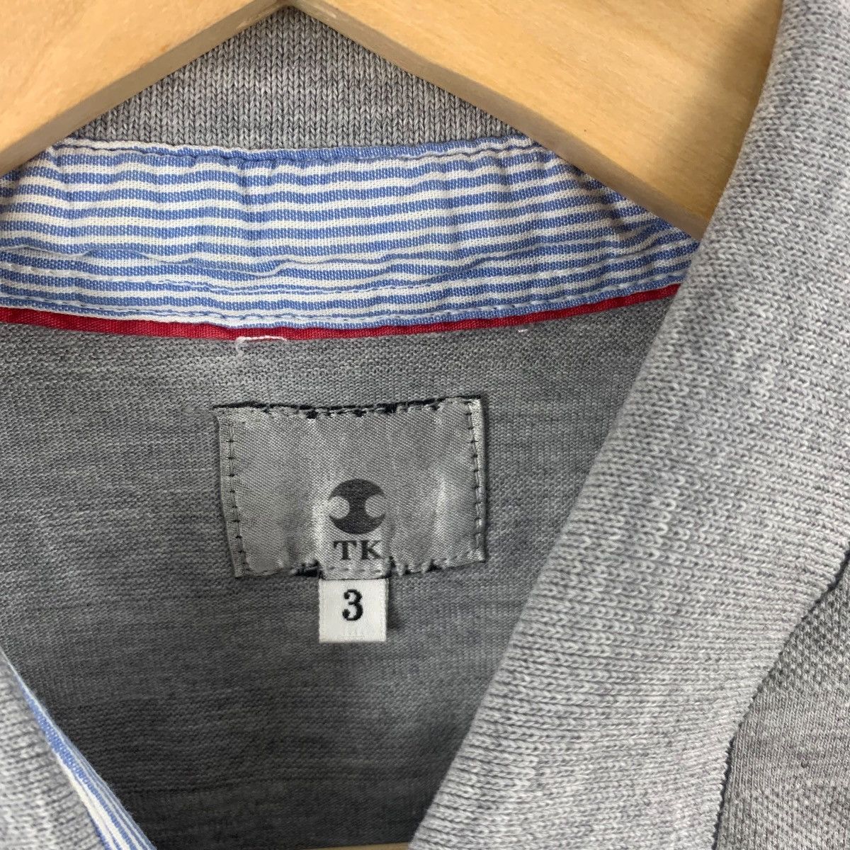 Takeo Kikuchi Vintage TAKEO KIKUCHI JAPAN Minimalist Design Polo Tee Shirt Size S / US 4 / IT 40 - 7 Thumbnail