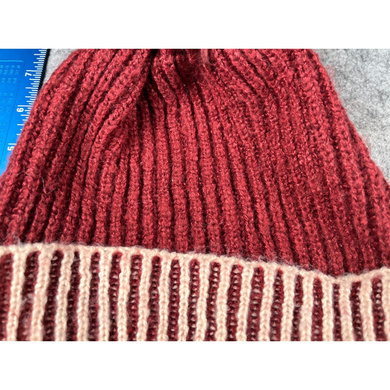 Vintage Berkshire Handkerchief Co Beanie Adult One Size Red Knit 100% Polyester Pom Hat/Cap Unisex Adults Winter Blackout? Size ONE SIZE - 2 Thumbnail