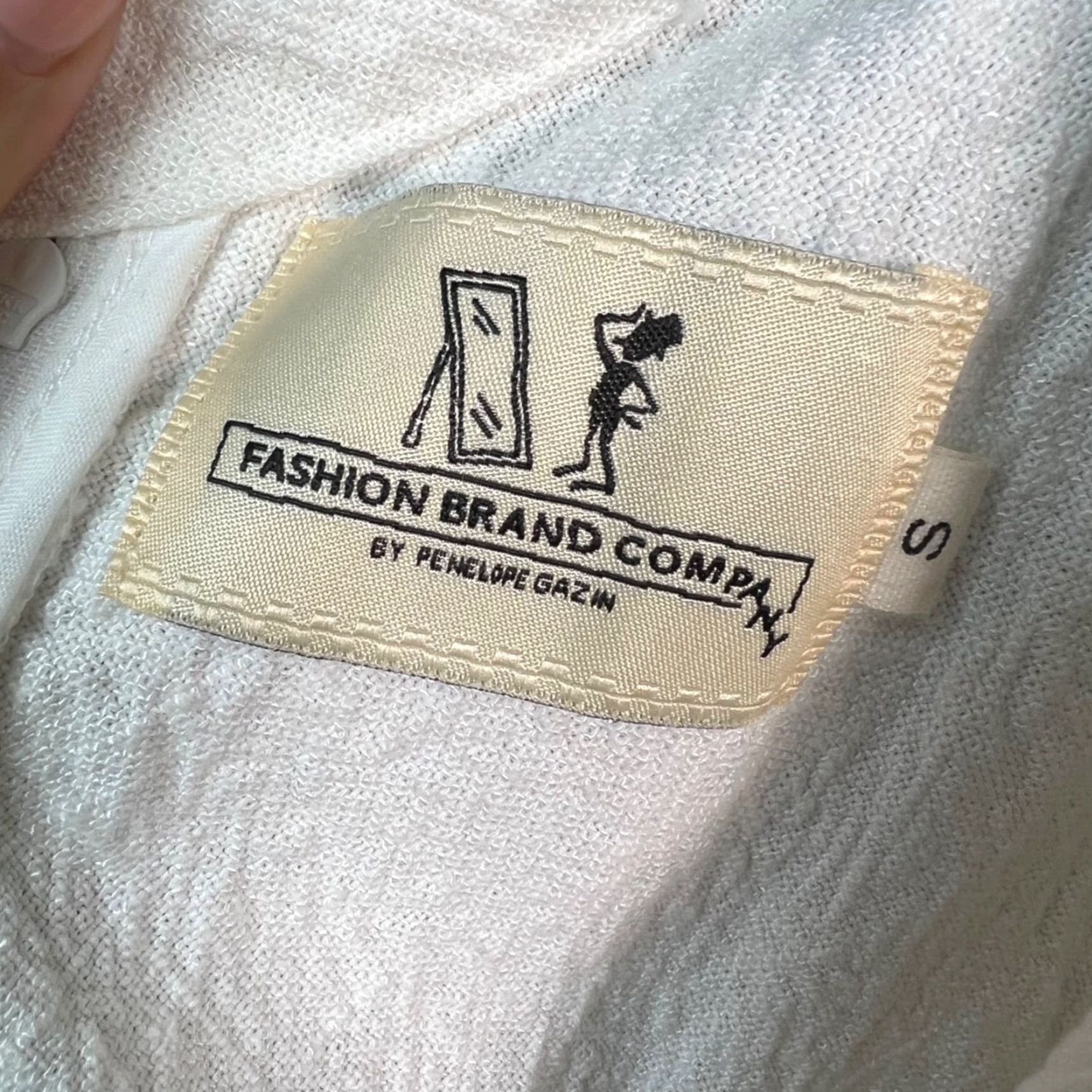 Vintage Fashion Brand Company Womens Small One-Shoulder White Textured Midi Dress Shirt dress Womens Small One-Shoulder White Midi Dress A-Line Spring Summer Size S / US 4 / IT 40 - 3 Thumbnail