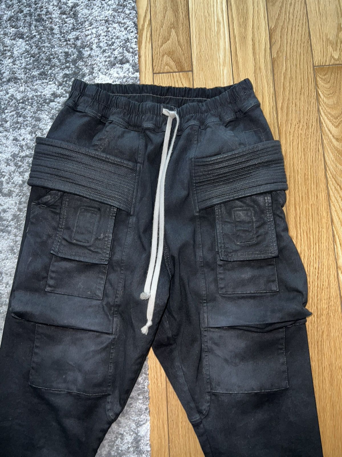 パンツ Rick Owens DRKSHDW Creatch cargo XS Creatch Cargo Cropped Drawstring in Dark Dust – SVRN