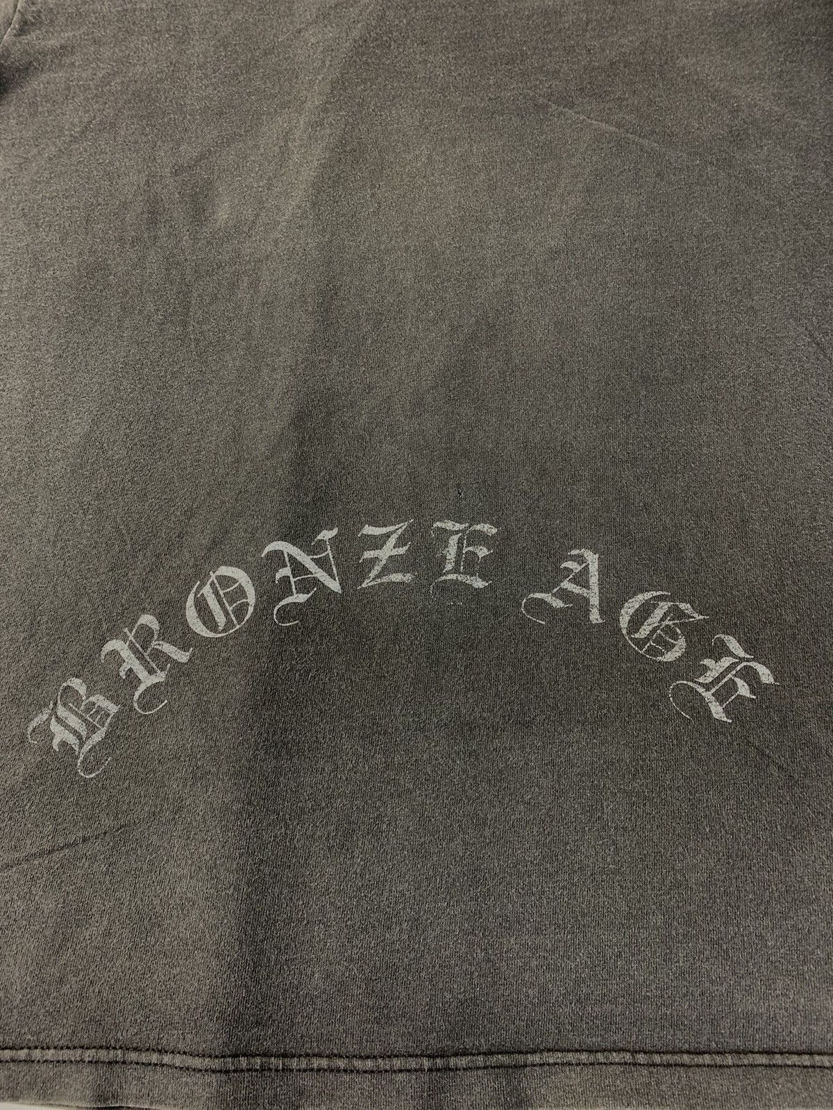 Vintage Vintage 90s Bronze Age Fossil Logo Skateboard Tee Size US L / EU 52-54 / 3 - 4 Thumbnail