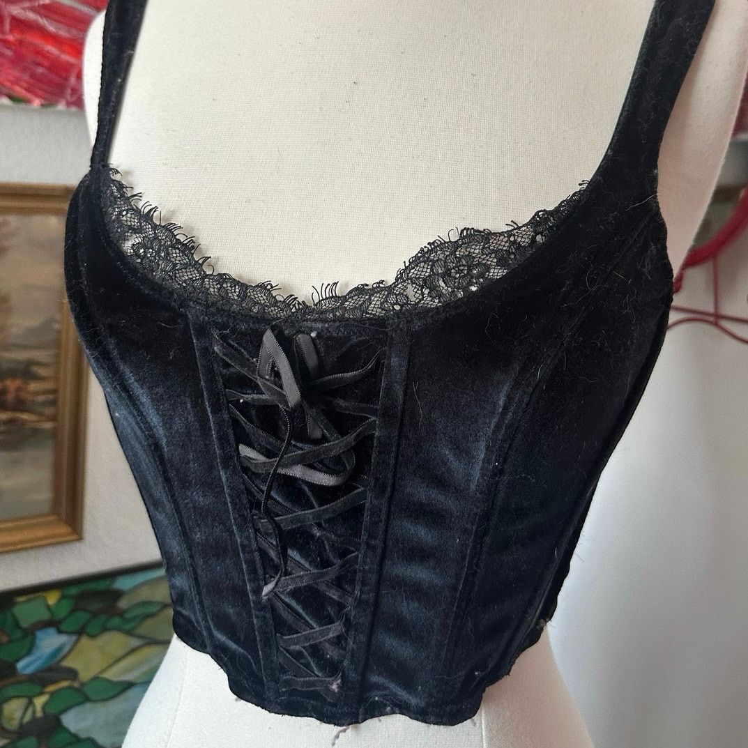 Victoria's Secret victorias secret black velvet crop tank top corset Size S / US 4 / IT 40 - 2 Thumbnail