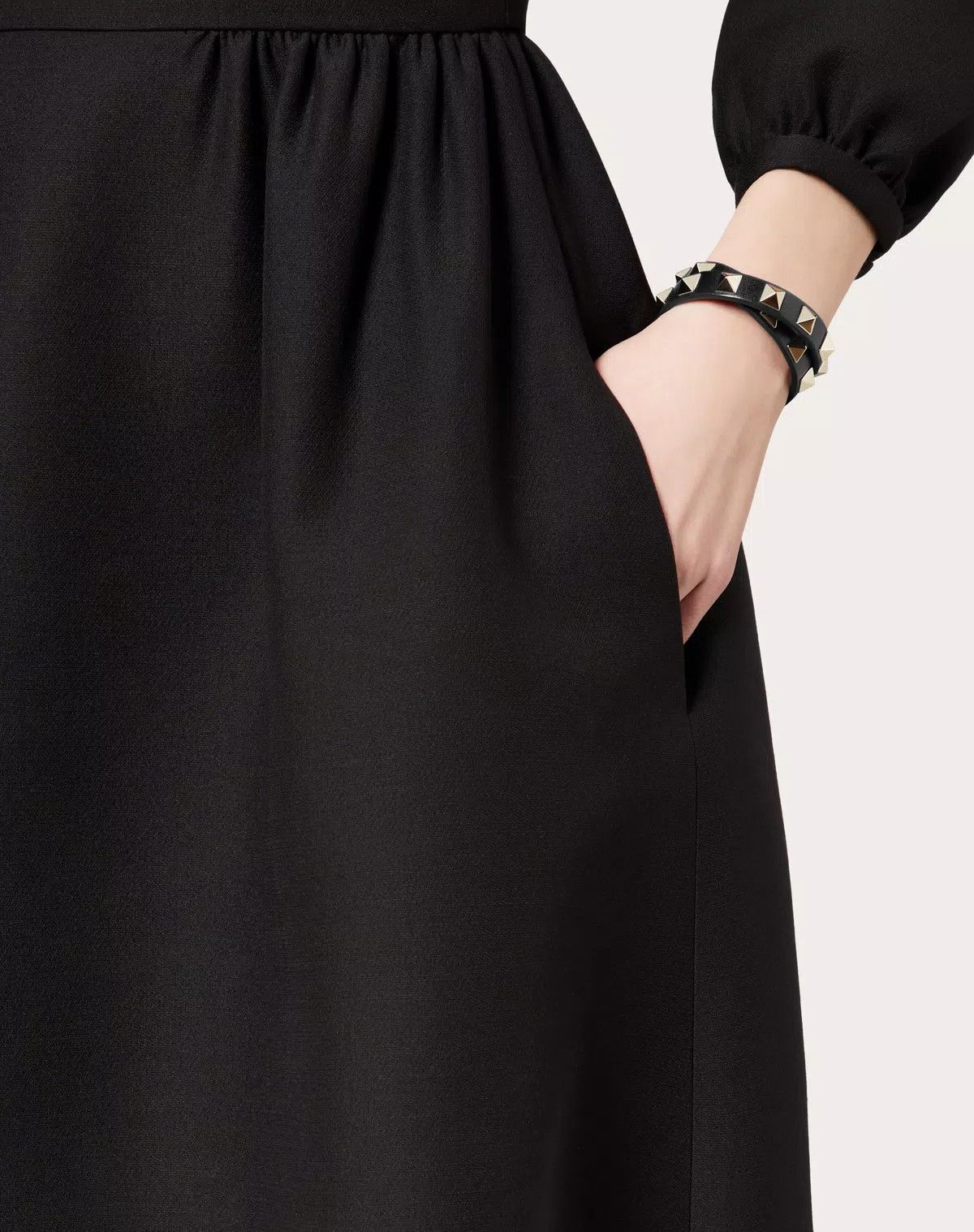 Valentino oc11z0725 Size:OS/Calfskin Double-Strap Bracelet in Black Size ONE SIZE - 5 Thumbnail