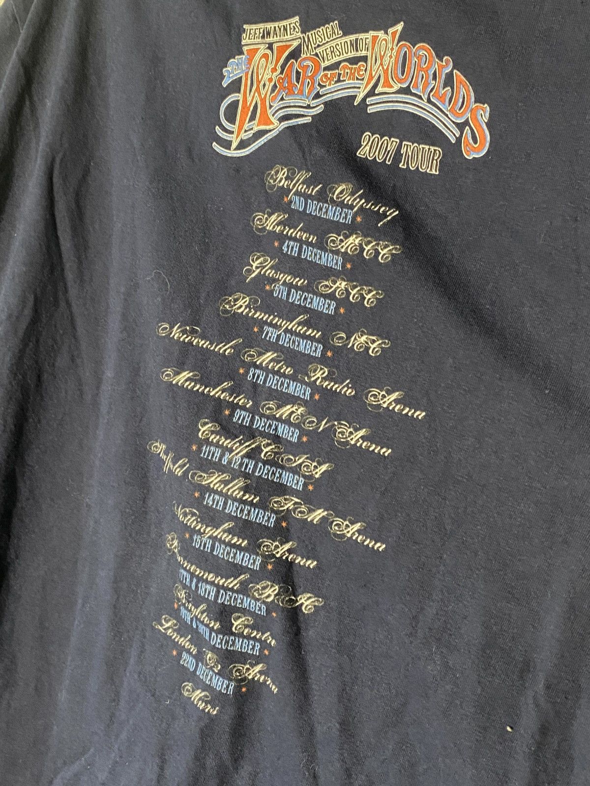 Vintage Vintage The War Of The Worlds Jeff Wayne’s Tour 2007 T-shirt Size US L / EU 52-54 / 3 - 7 Thumbnail