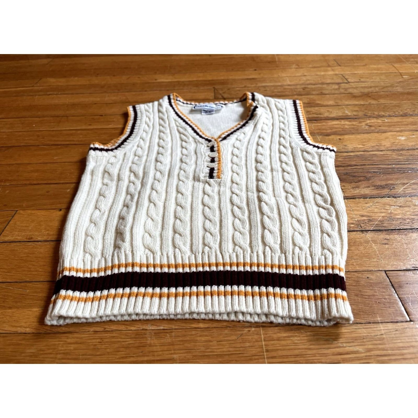 Vintage VINTAGE Bobbie Brooks Cableknit Sweater Vest Women’s S White Preppy 80s Sports Knit Pullover Vest Womens Size S / US 4 / IT 40 - 2 Thumbnail