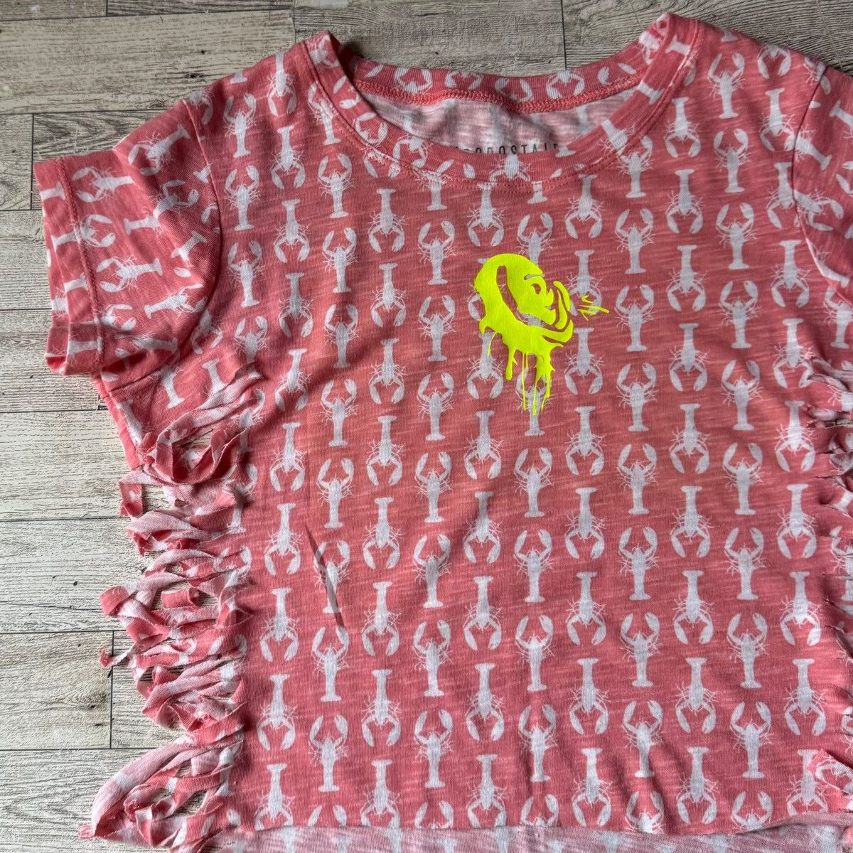 Aeropostale AERO, Reworked, Coral, Lobster Graphic, Cropped Baby Tee Size XS / US 0-2 / IT 36-38 - 11 Thumbnail
