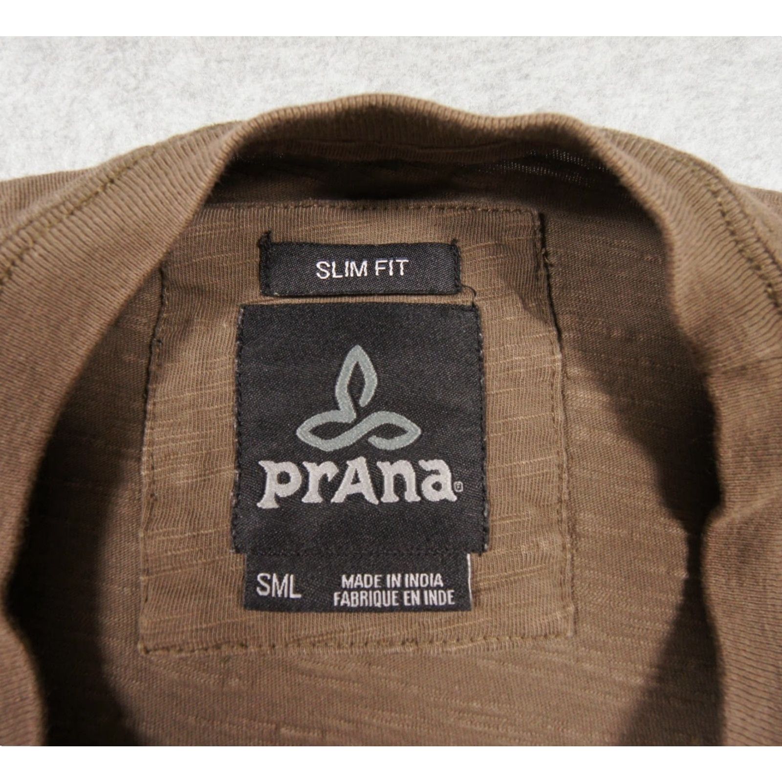 Prana Prana Shirt Mens Small Brown Pocket Tee Crewneck Slim Fit Outdoors Hike Camp Size US S / EU 44-46 / 1 - 6 Thumbnail