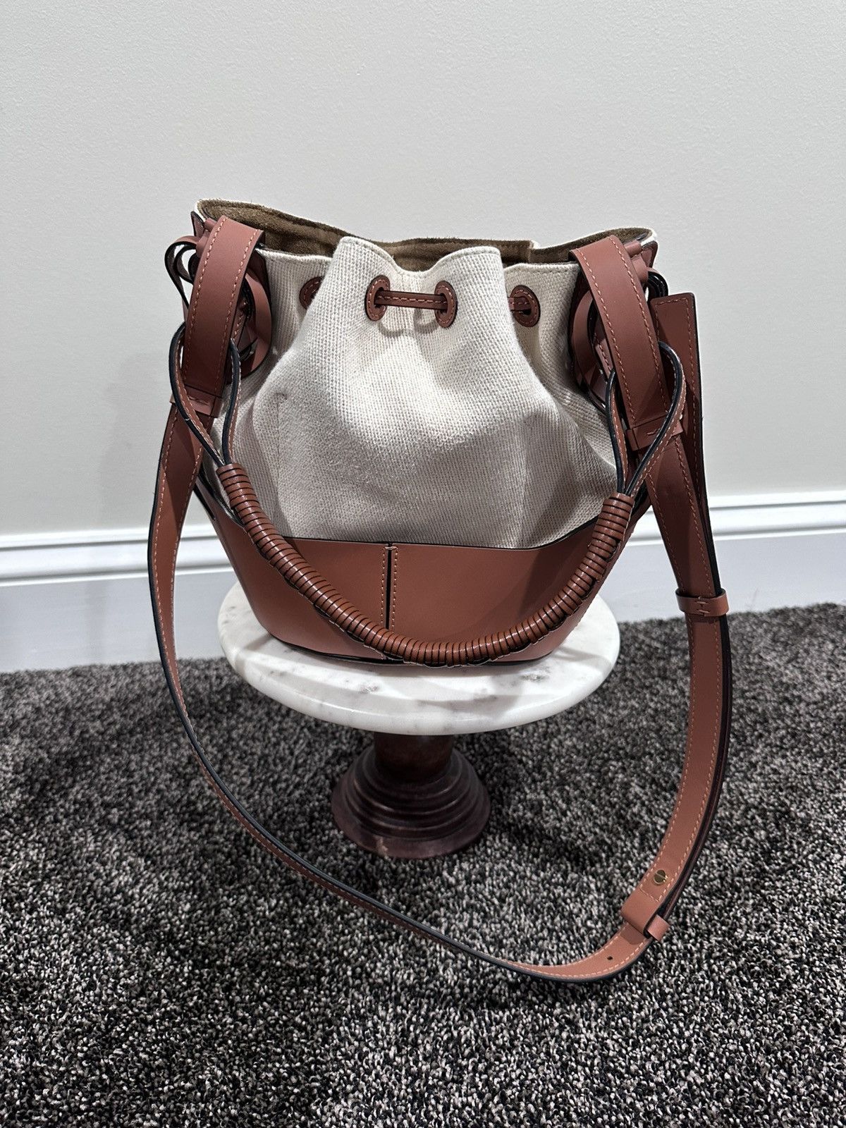 Loewe Loewe Raffia & Leather Calfskin Beehive / Bucket Beach Bag Size ONE SIZE - 5 Thumbnail