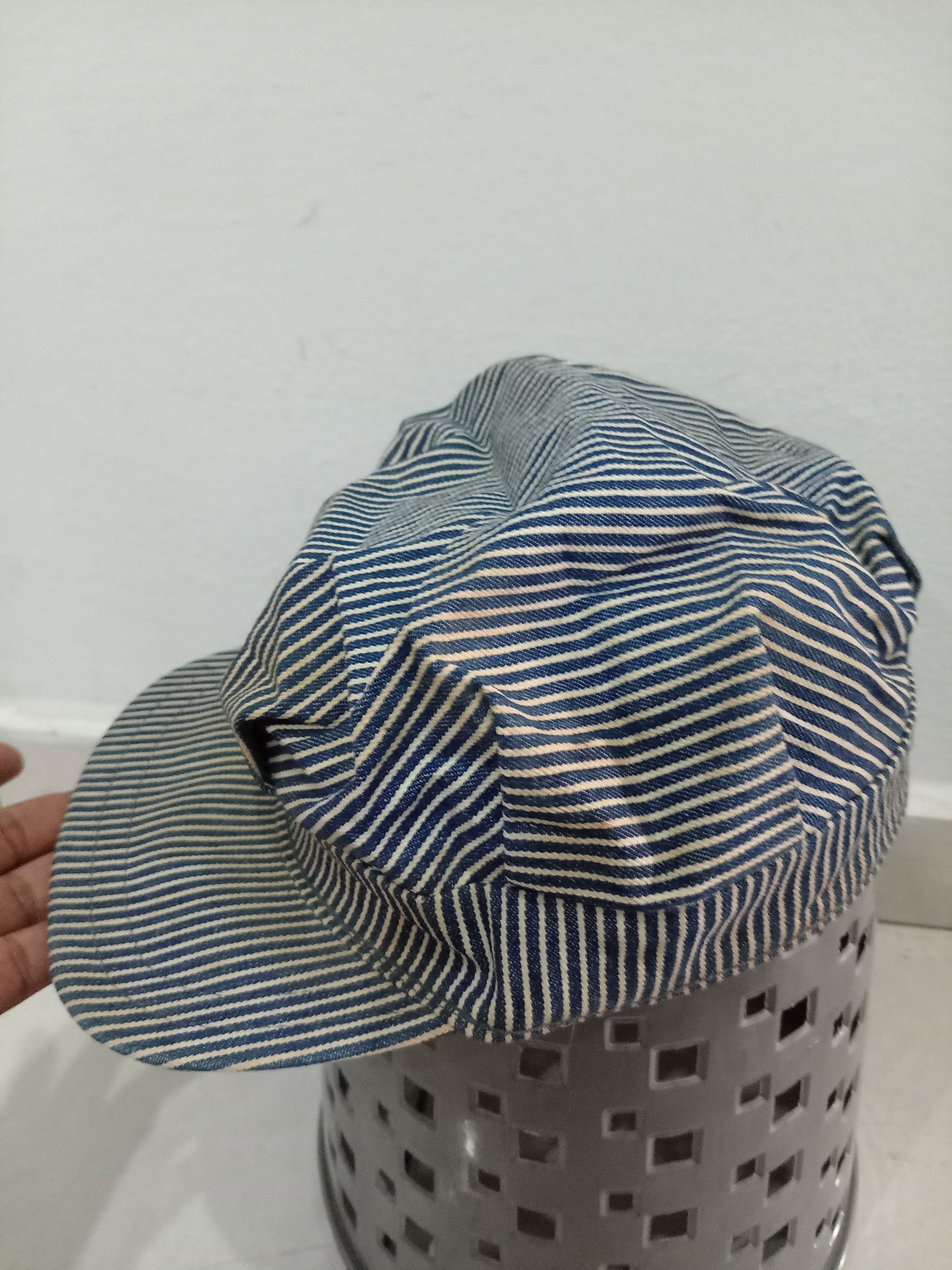 Vintage Vintage railroad stripe made in usa hats Size medium Size ONE SIZE - 4 Thumbnail