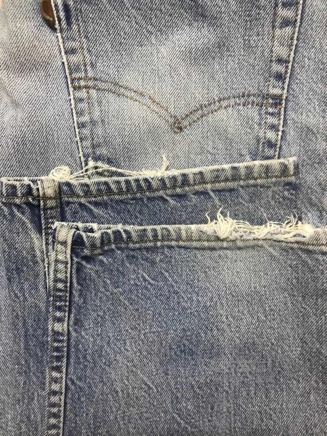 Vintage Vintage 90s Levi's Jeans. Size US 38 / EU 54 - 9 Thumbnail