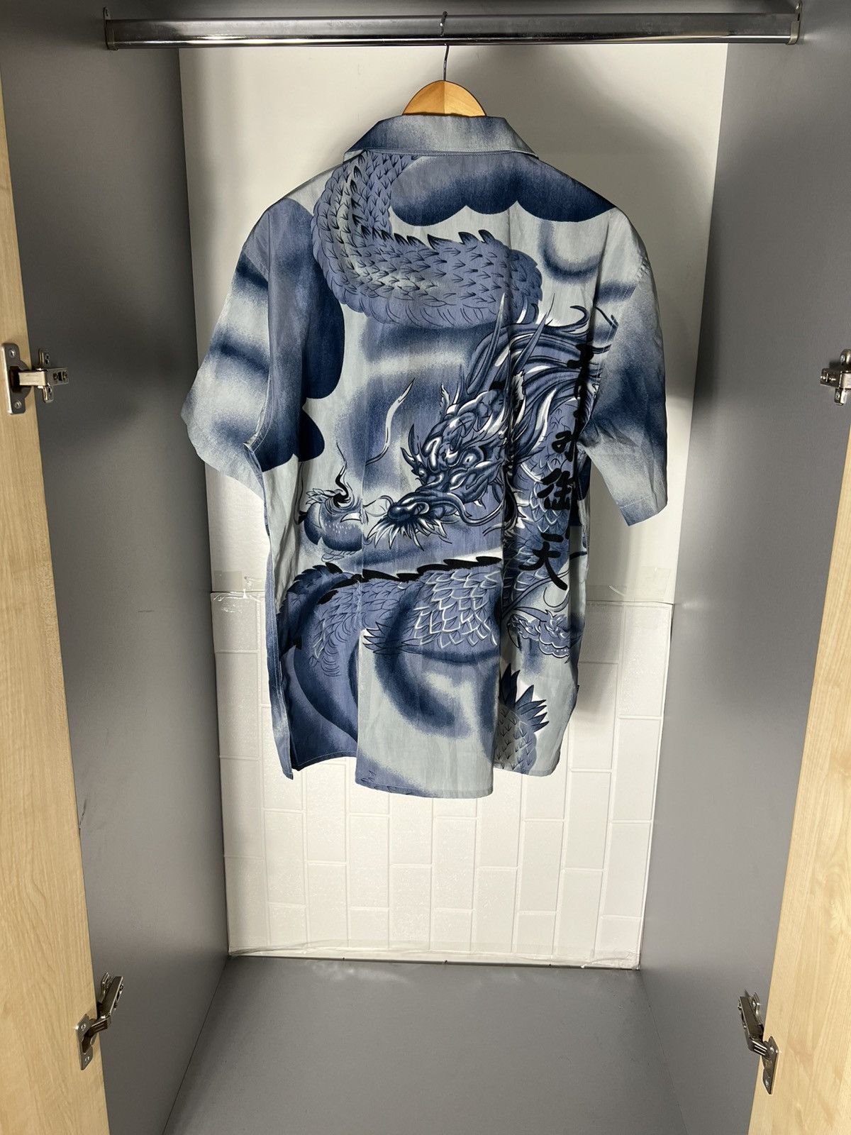 Japanese Brand VINTAGE DRAGONS HAWAII SHIRT DESIGNER JAPAN STYLE RETRO 90s Size US XL / EU 56 / 4 - 8 Thumbnail