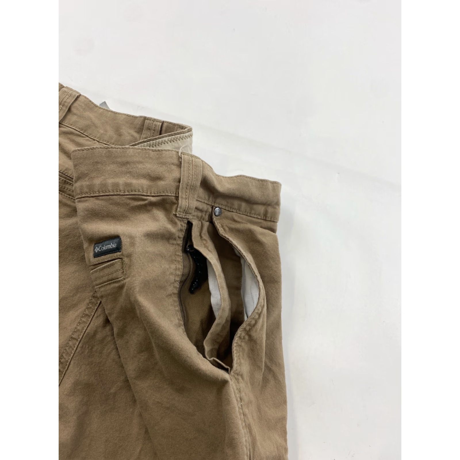 Vintage **Columbia Mens 42 Brown Hiking Shorts** User: Columbia Mens 42 Brown Hiking Shorts Size US 42 / EU 58 - 7 Thumbnail