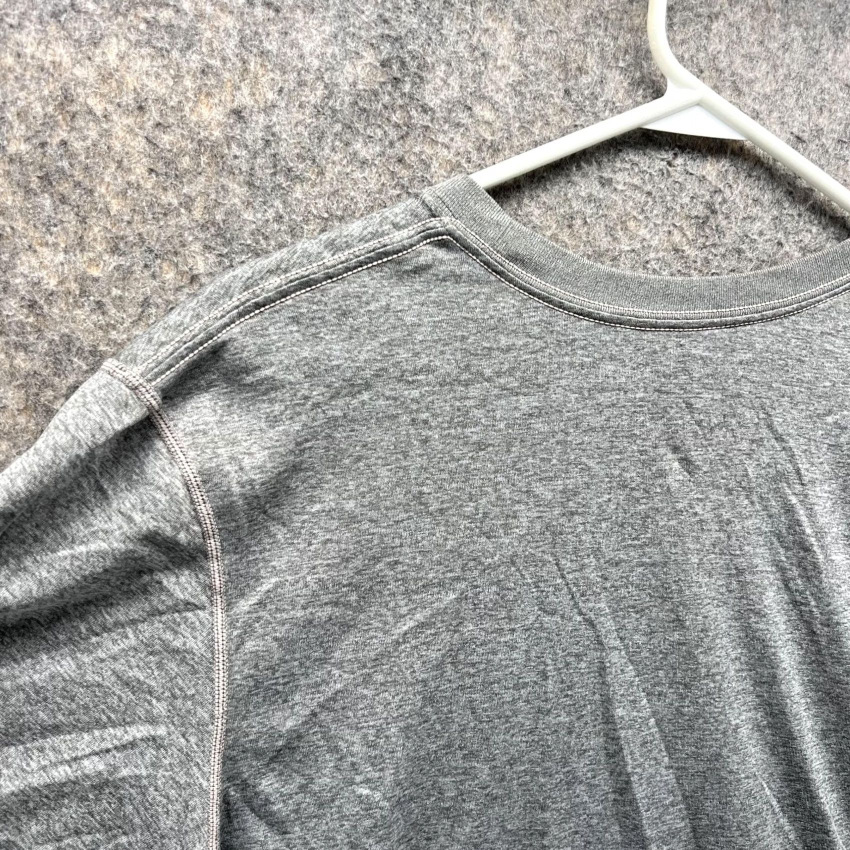 Nike VINTAGE Nike Shirt Men L Heather Gray Athletic Dri-Fit Crewneck Polyester Shirt Nike Dri-FIT Logo All Seasons Mens Size US L / EU 52-54 / 3 - 7 Thumbnail