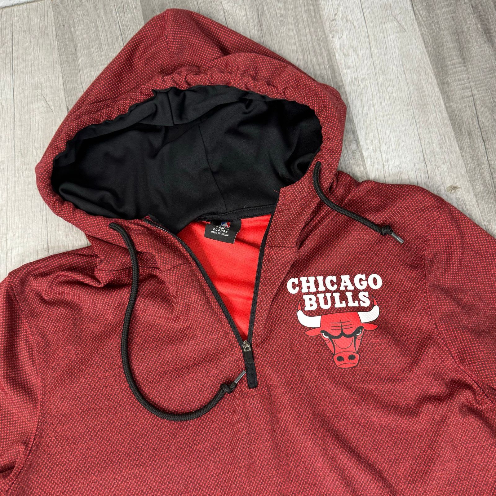 NBA Chicago Bulls Lightweight Athletic Hoodie Red X-Large Size US XL / EU 56 / 4 - 2 Thumbnail