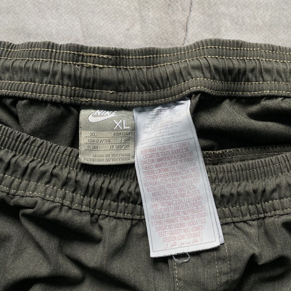 Japanese Brand × Nike × Vintage Y2K Nike Vintage Painted Grey Cargo Parachute Pants Size US 36 / EU 52 - 10 Thumbnail