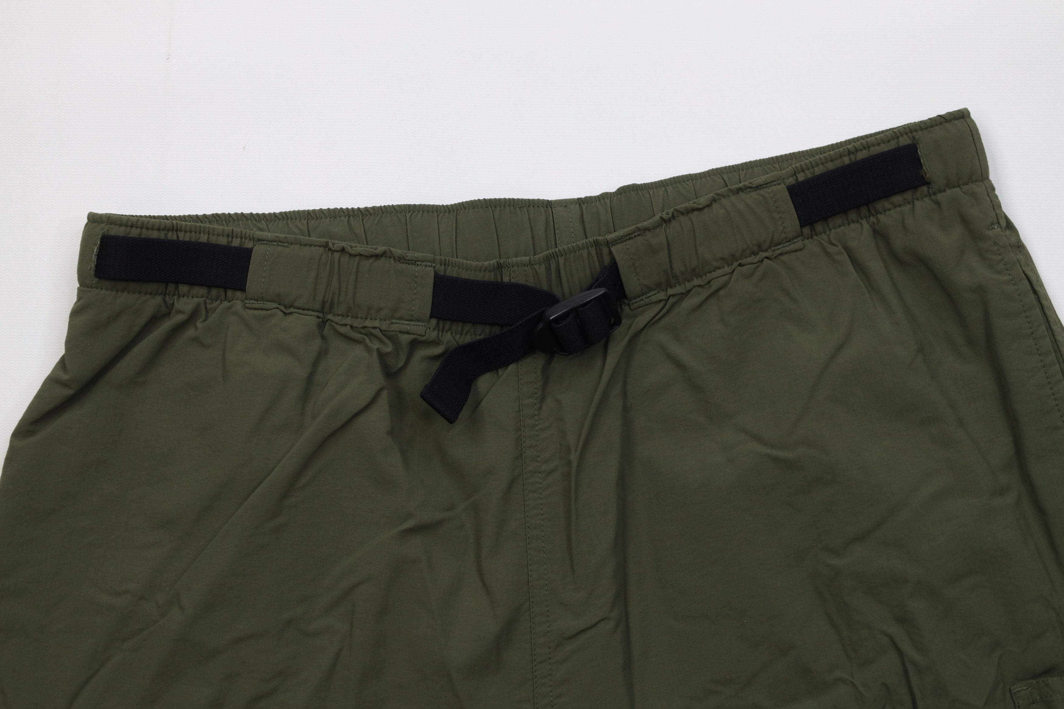 Columbia Vintage Y2K Columbia Above Knee Trekking Cargo Shorts Green Size 31" - 2 Thumbnail