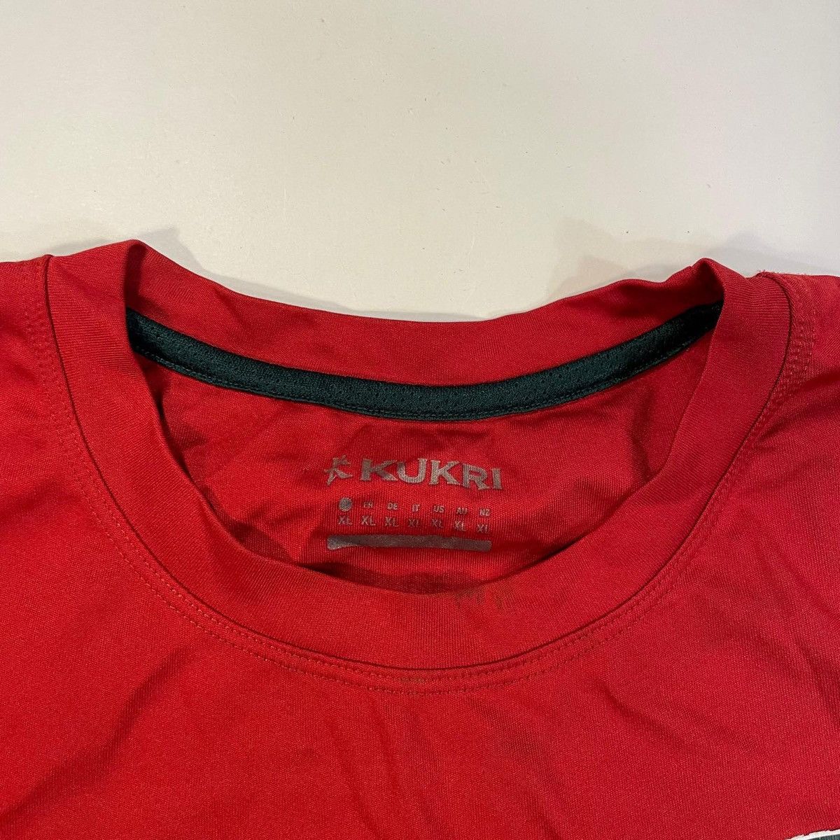Other Red Leicester Tigers Kukri jersey shirt tee sportswear top Size US XL / EU 56 / 4 - 7 Thumbnail