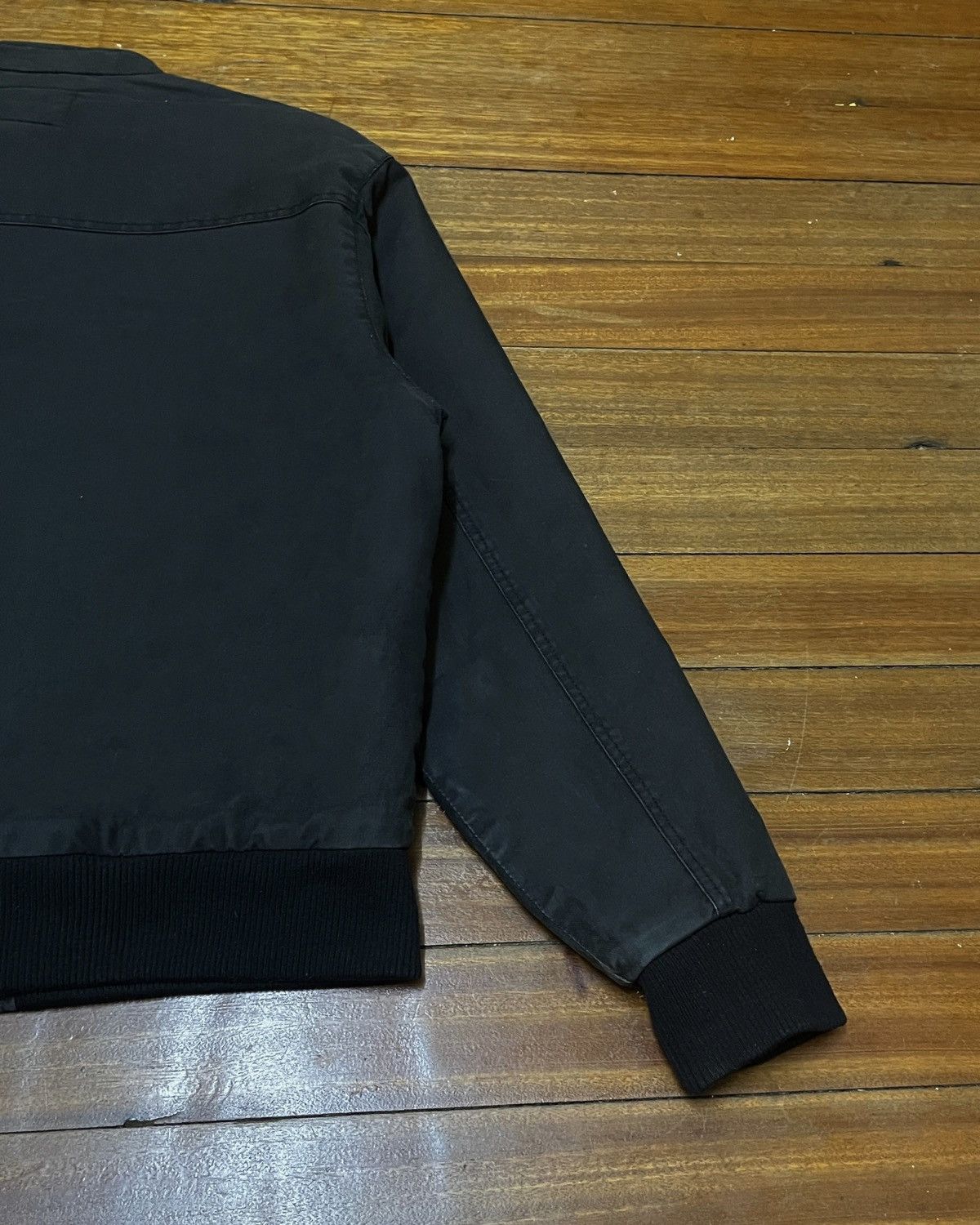 Armani Exchange × Vintage Rare Design Vintage Armani Exchange Motorcycle Jacket 2000s Size US M / EU 48-50 / 2 - 9 Thumbnail
