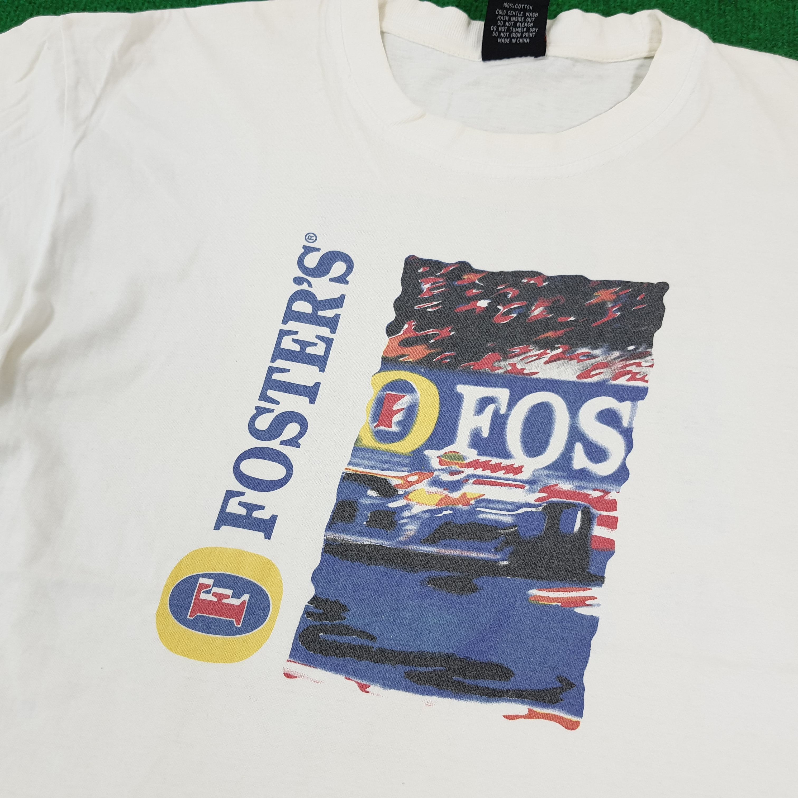 Formula 1 × Vintage Vintage Fosters Formula 1 Motorsports Racing F-1 Tshirt Size US M / EU 48-50 / 2 - 2 Thumbnail