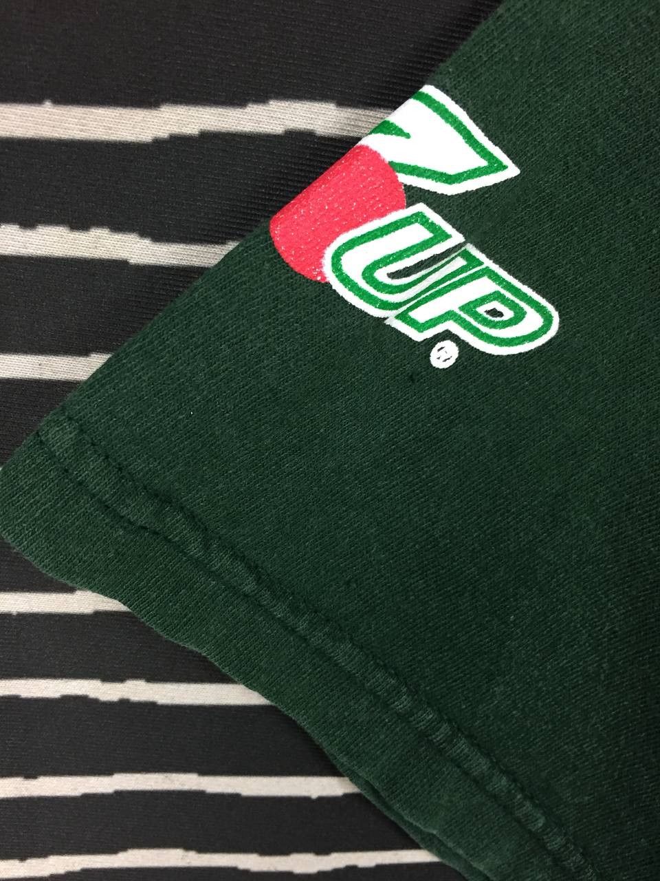 Vintage Vtg 90s 00s Make 7 Up Yours 7UP Soft Drink Promo Tee Size XL Size US XL / EU 56 / 4 - 15 Thumbnail