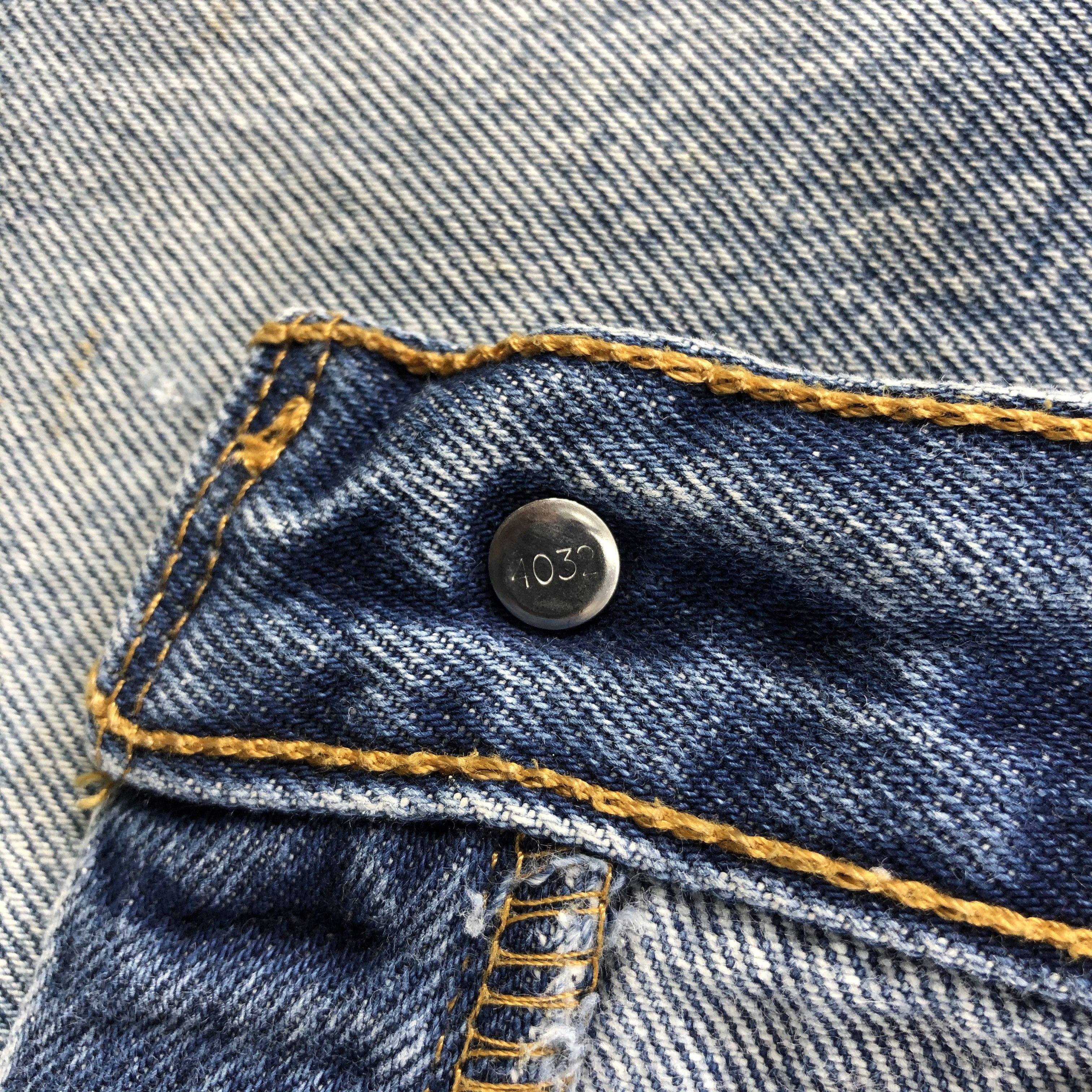 Levi's × Vintage Vintage Blue Wash Levis 501 Jeans-JM3025 Size US 40 / EU 56 - 15 Thumbnail