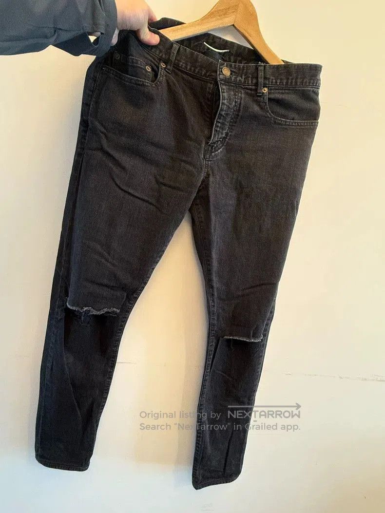 Saint Laurent Paris Saint Laurent Men's Distressed Slim Jeans. Size US 33 - 1 Thumbnail
