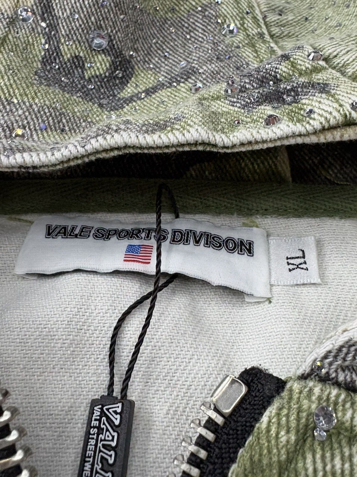 Vale VALE “CRYSTAL CAMO” WORK JACKET ZIP UP - SIZE XL Size US XL / EU 56 / 4 - 4 Thumbnail