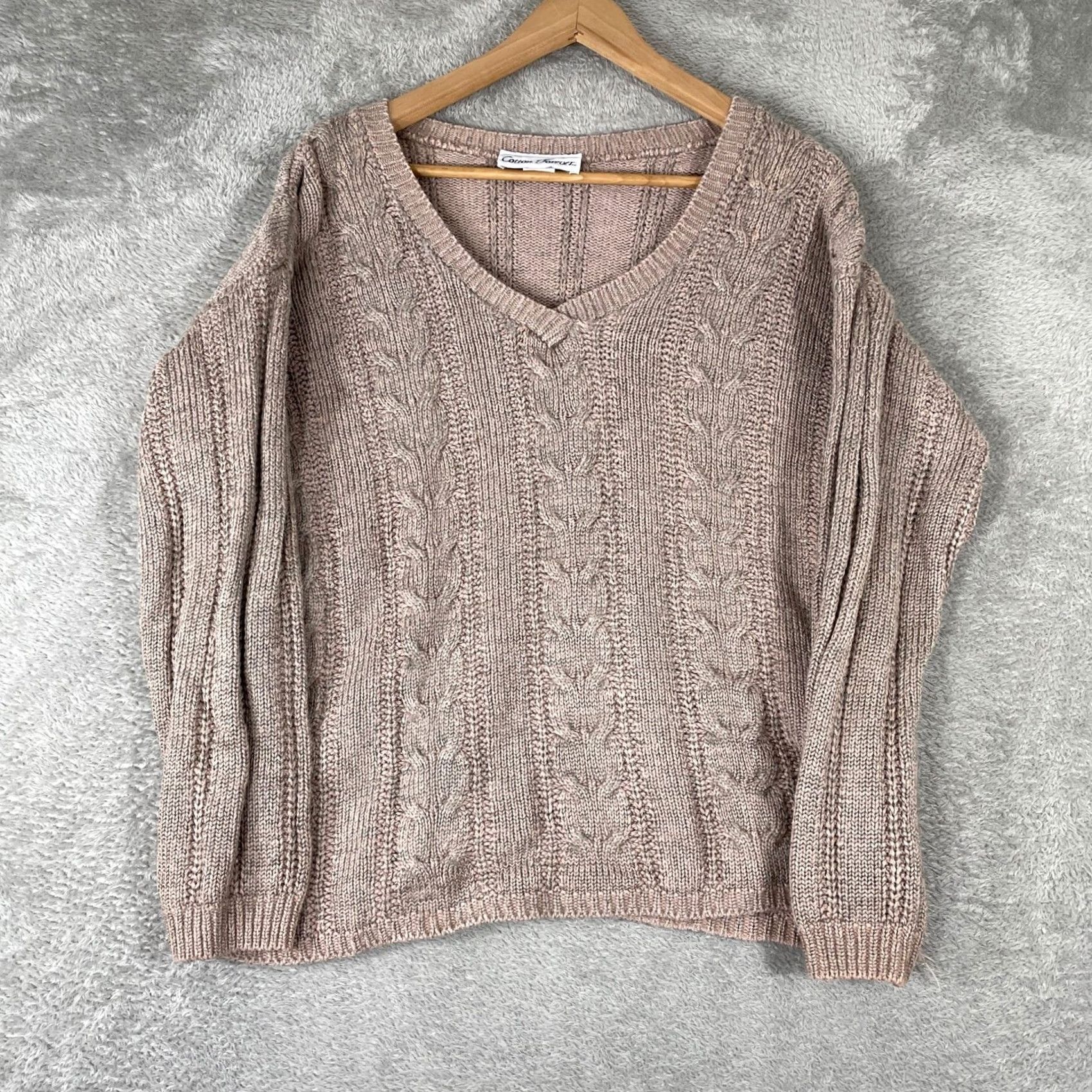 Forever 21 VINTAGE Cotton Forever Sweater Womens Small Pink Cable Knit V-Neck Pullover Knit All Seasons Womens Small Pink Cable-Knit V-Neck Sweater Size S / US 4 / IT 40 - 2 Thumbnail