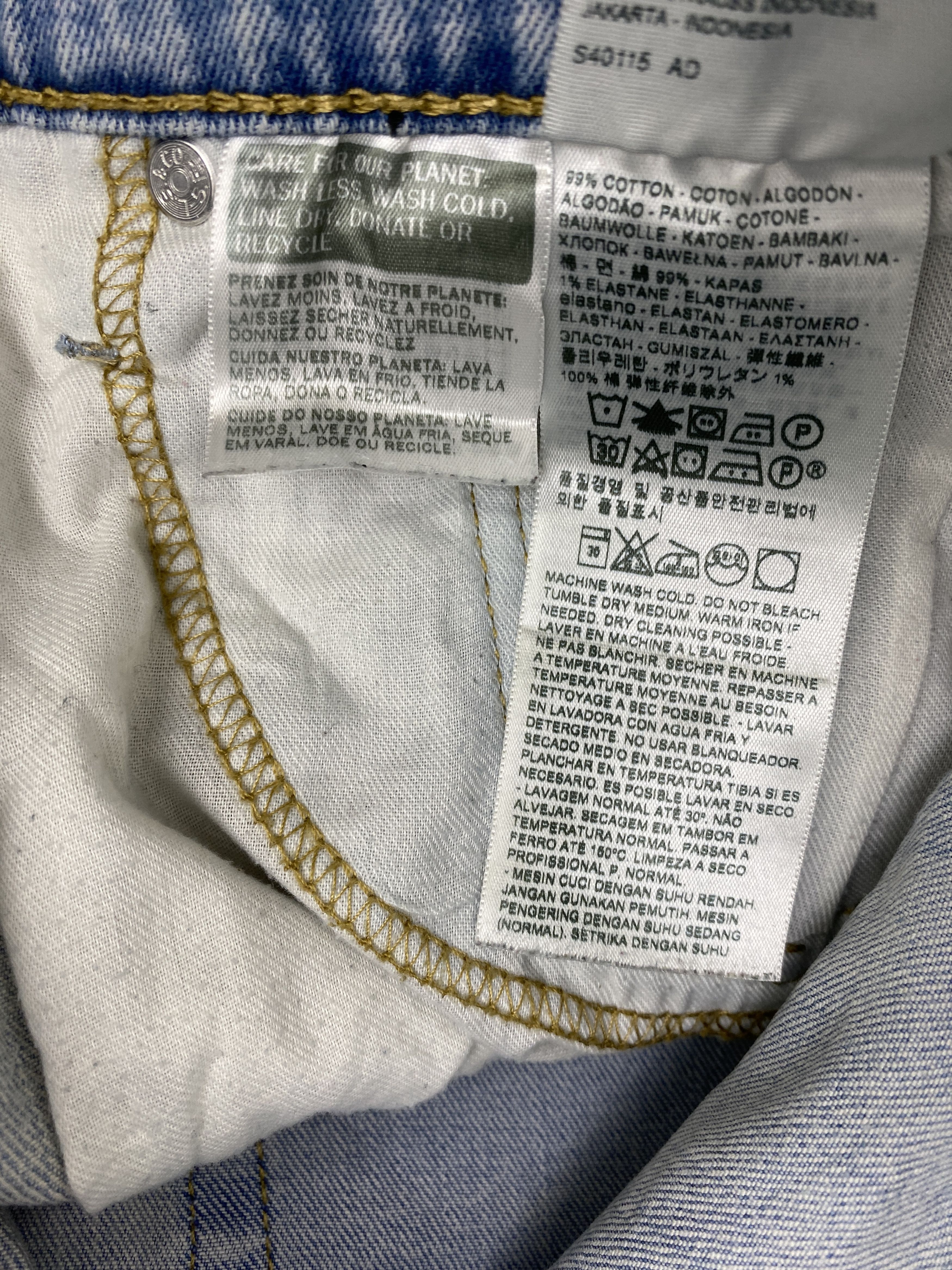 Levi's × Vintage Light Blue Vintage Levis 511 Slim Fit Jeans Size US 32 / EU 48 - 8 Thumbnail