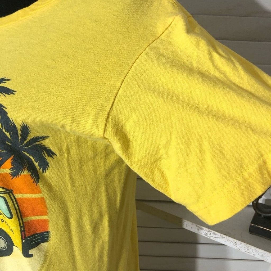 Other BoxLunch Stranger Things Surfer Boy Pizza Van Yellow shirt M Size L / US 10 / IT 46 - 5 Thumbnail