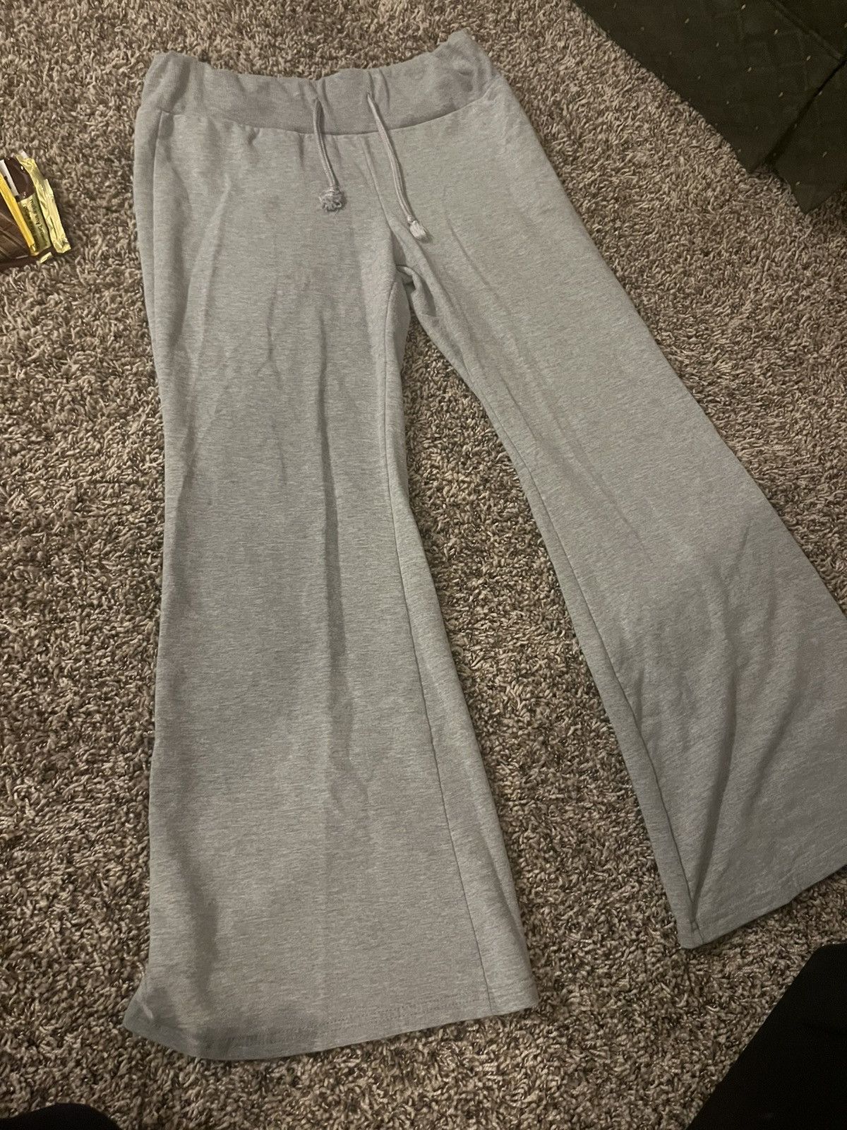 Shein Grey SHEIN low rise sweats Size 36" / US 14 / IT 50 - 1 Thumbnail