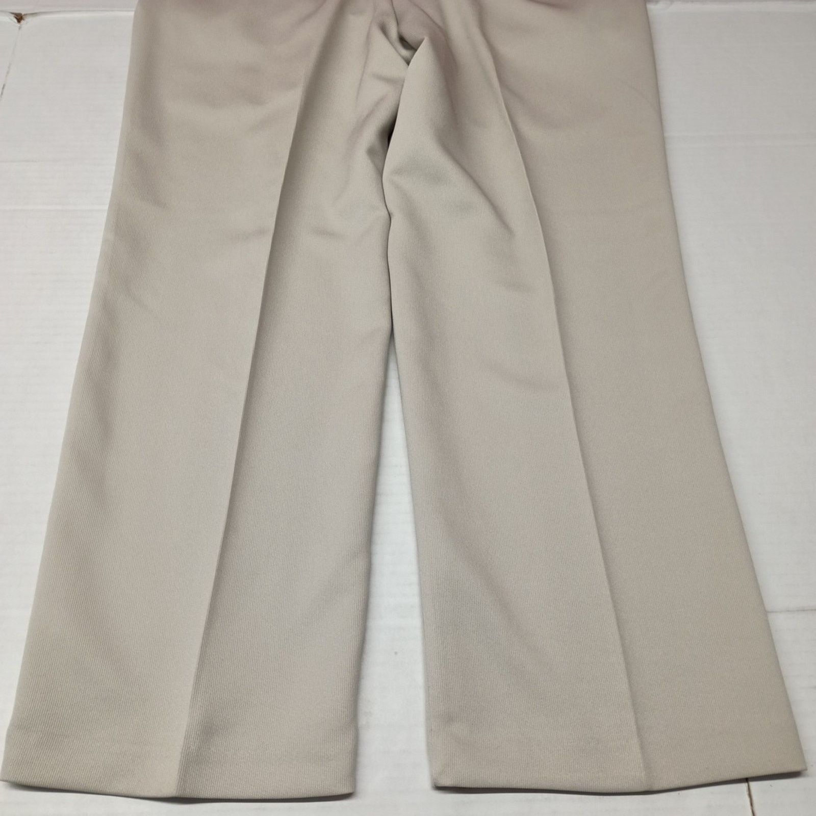 Izod Izod XFG Golf Pants Men's Size 38x29 Gray X-Treme UPF-50 Size US 38 / EU 54 - 8 Thumbnail