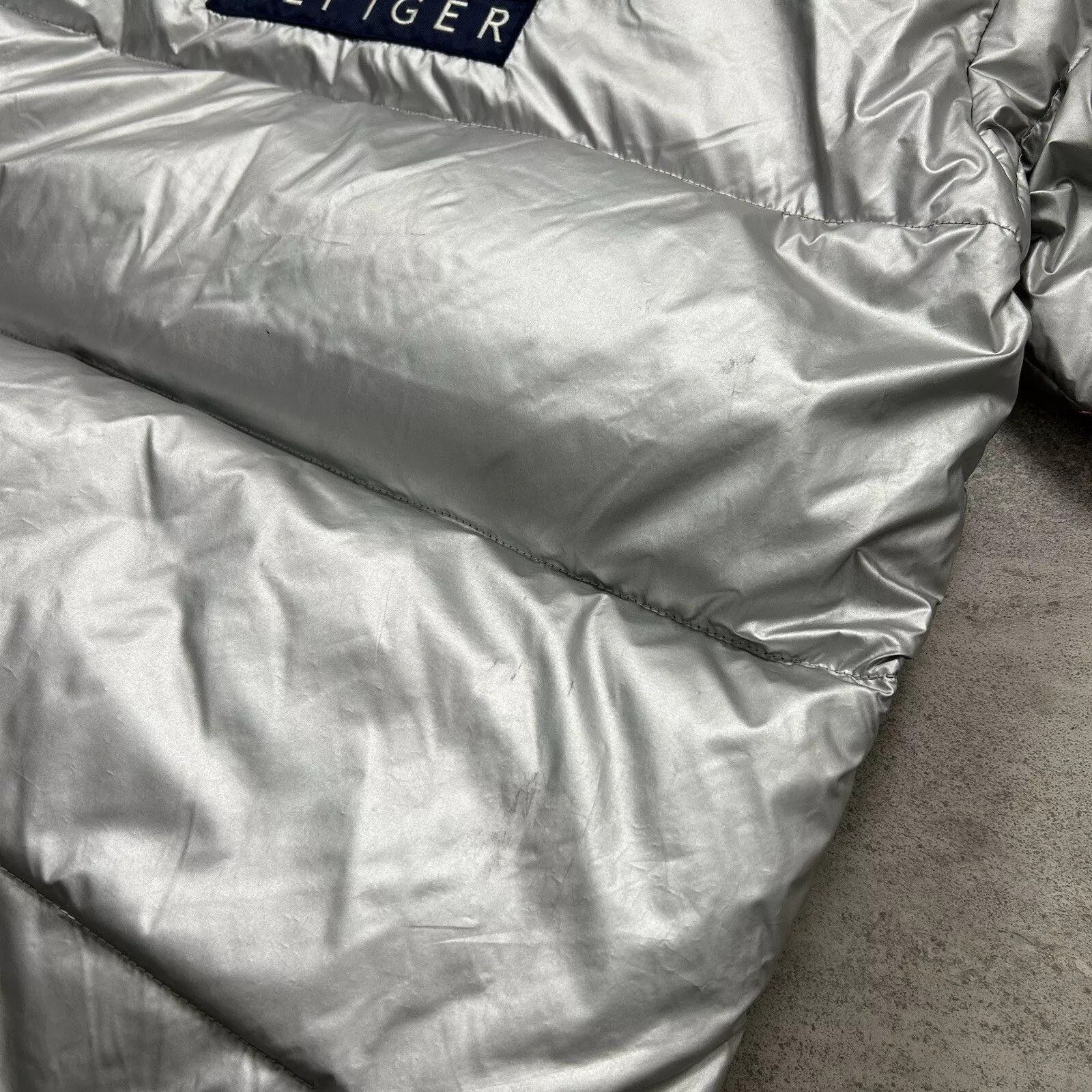 Tommy Hilfiger × Vintage RARE VTG 90s DOWN JACKET HOODIE COAT SILVER FLAG SIZE XL Size US XL / EU 56 / 4 - 7 Thumbnail