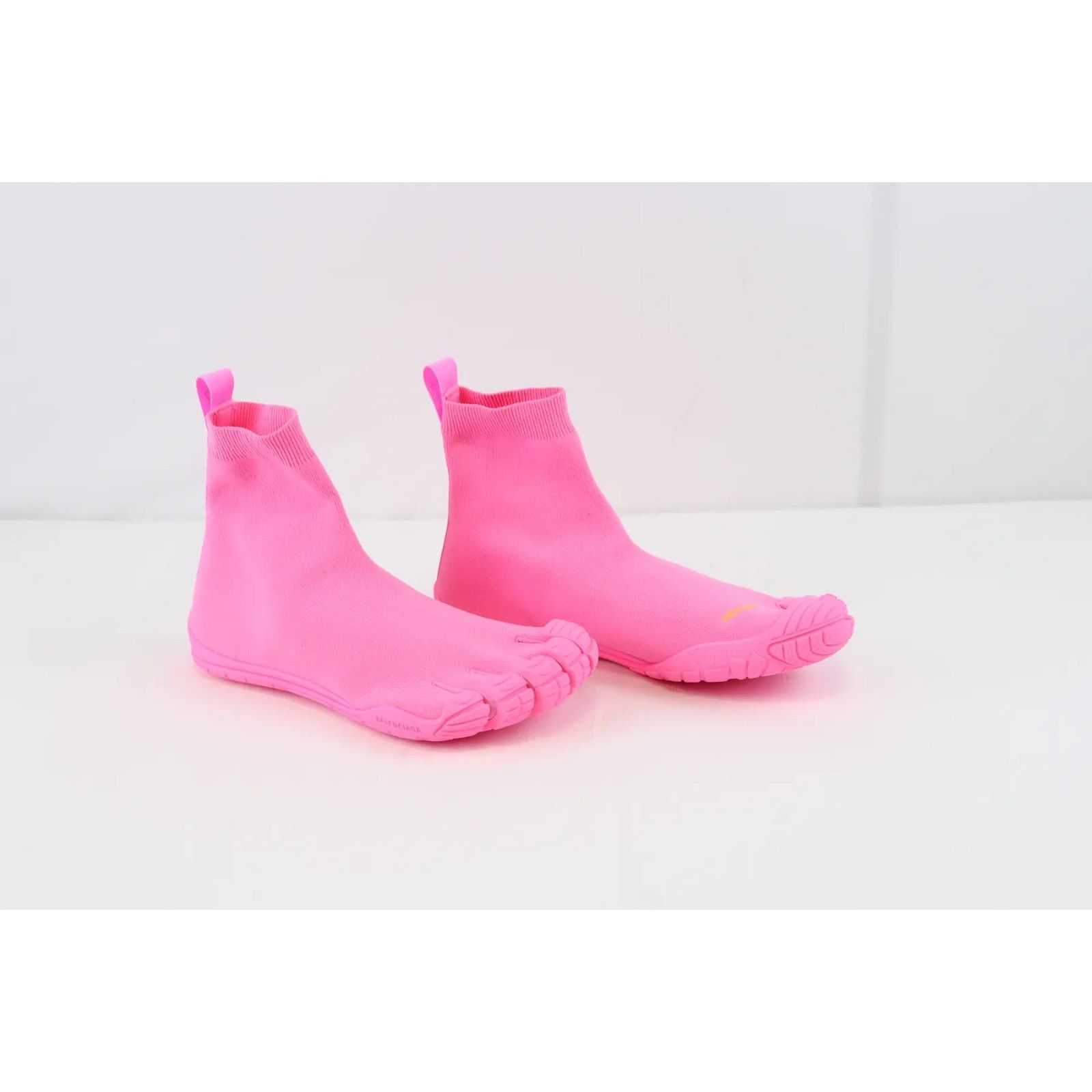 Balenciaga o1rshd1 Five Flex Toe Socks Sneakers in Pink Size US 9 / IT 39 - 9 Thumbnail