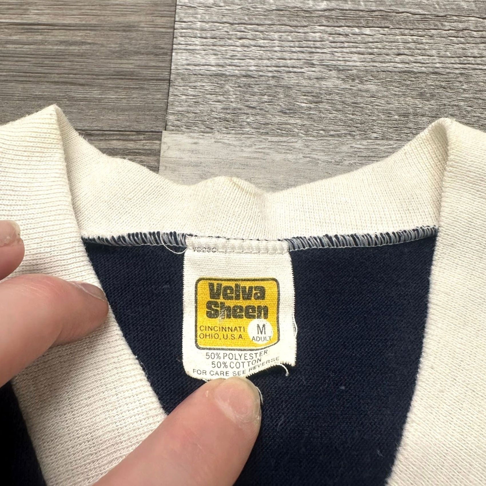 Velva Sheen VINTAGE Velva Sheen Wanake 82 Blue T-Shirt M Men V-Neck Ringer 70s 80s Number Jersey Short Sleeve Size US M / EU 48-50 / 2 - 4 Thumbnail