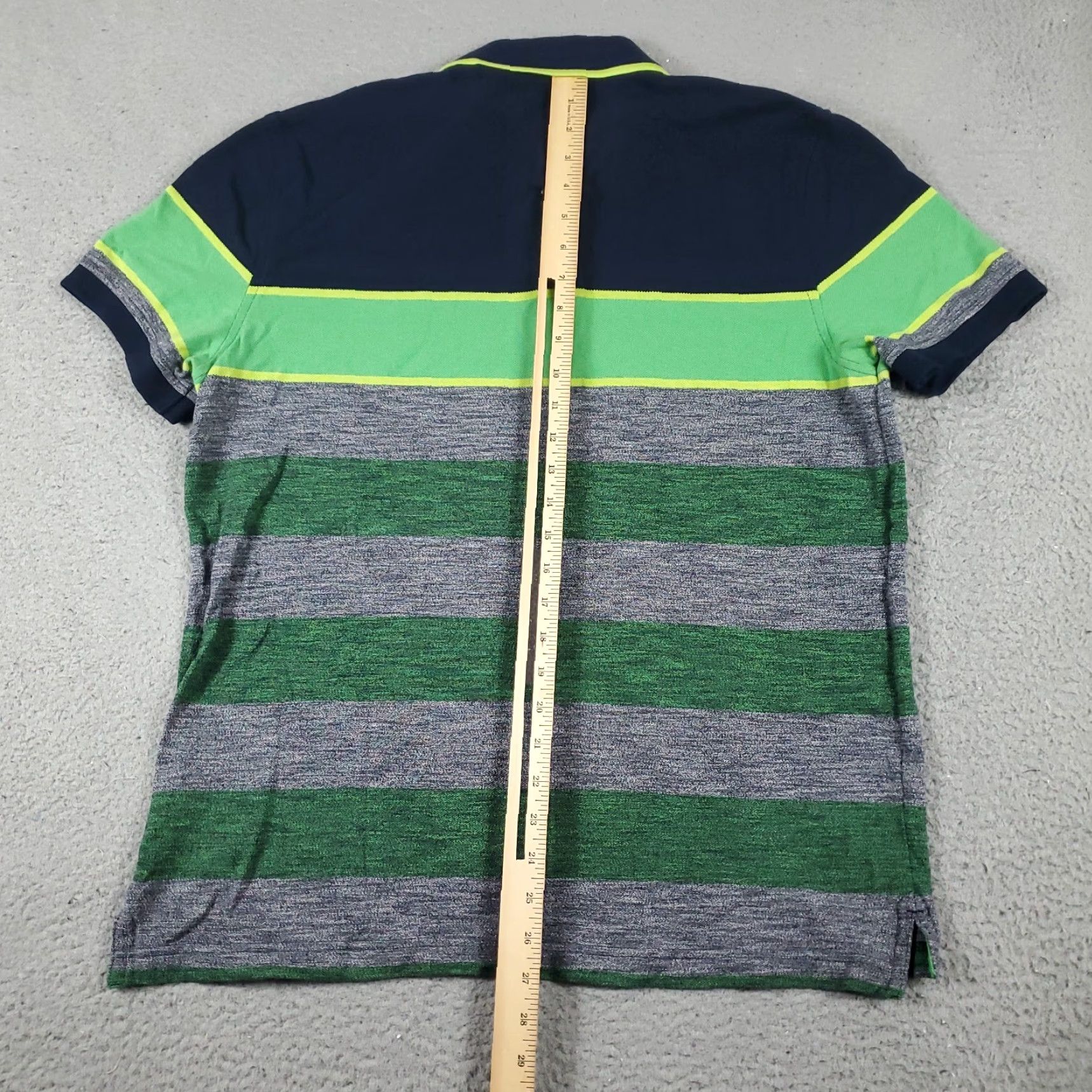 Tommy Hilfiger VINTAGE Tommy Hilfiger Polo Shirt Mens Large Blue Green Striped Casual Short Sleeve Polo Mens Large Blue/Green Theme: Preppy, American, Modern Size US L / EU 52-54 / 3 - 3 Thumbnail