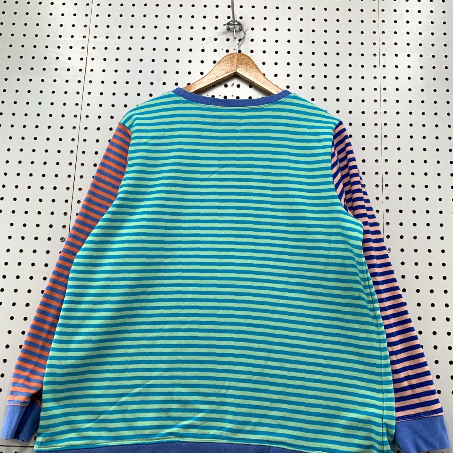 Lands' End Lands' End Serious Sweats Crewneck Sweatshirt Womens L Blue Happy Stripes 22.5x28 Size L / US 10 / IT 46 - 7 Thumbnail