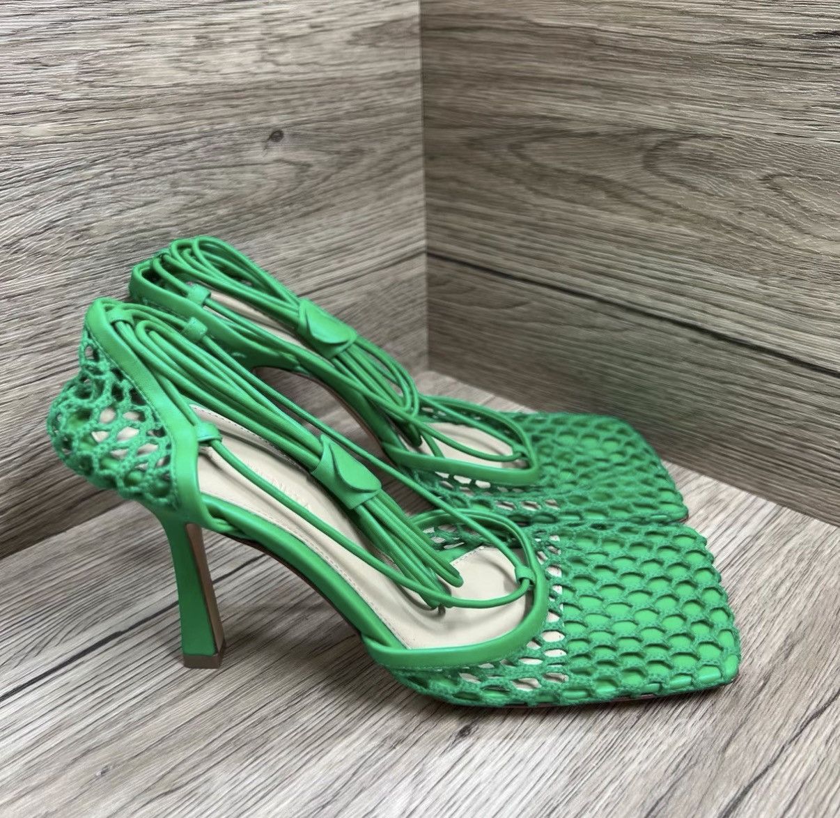 Bottega Veneta Bottega Veneta BV Green Grid Heeled Sandals J41 Size US 6 / IT 36 - 3 Thumbnail
