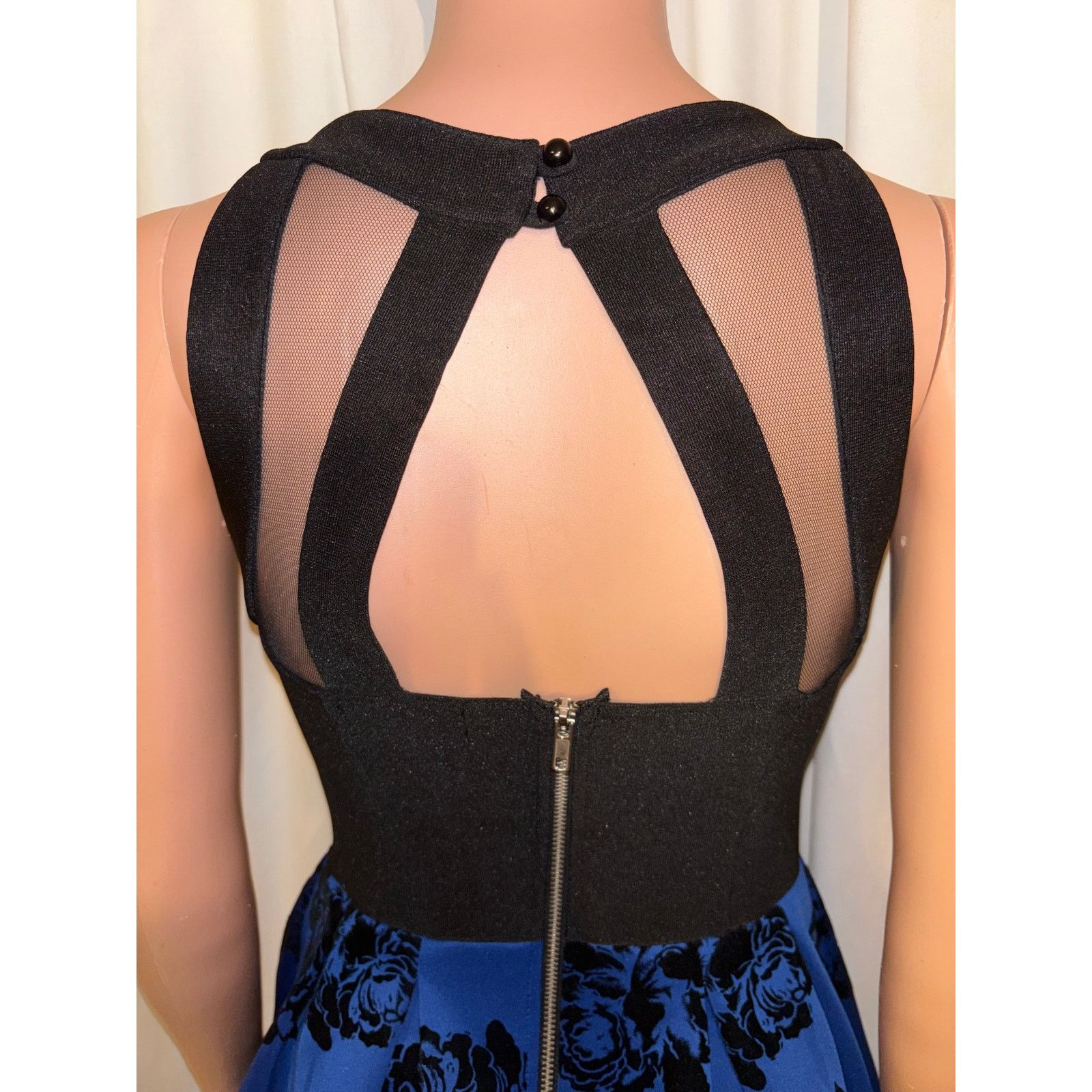 The Unbranded Brand Crystal Doll Black/Blue Floral Party Dress Size 3 Size S / US 4 / IT 40 - 5 Thumbnail