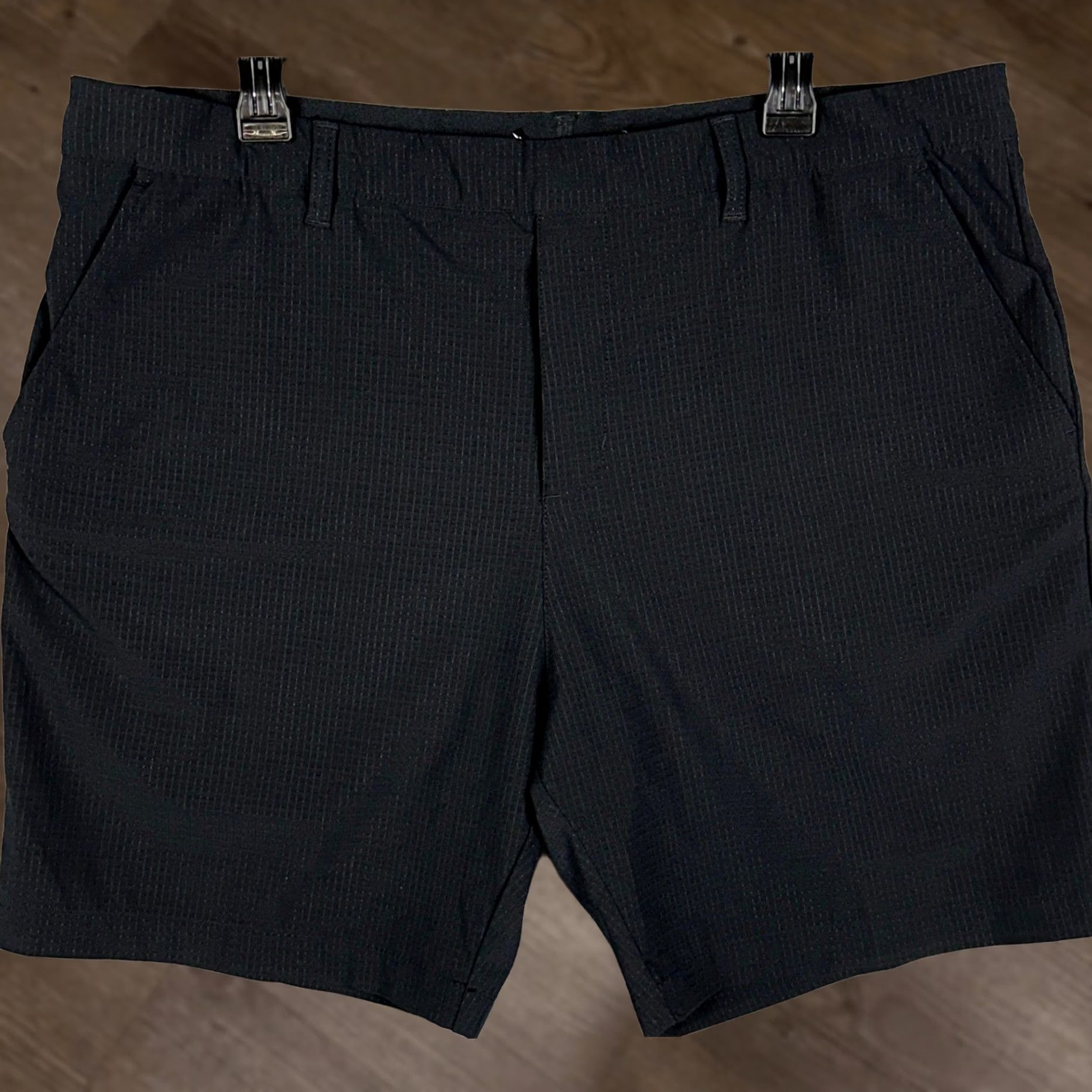 Adidas Adidas Golf Shorts Mens 36 Black Performance Chino Pull On Stretch Flat Front Size US 36 / EU 52 - 1 Thumbnail